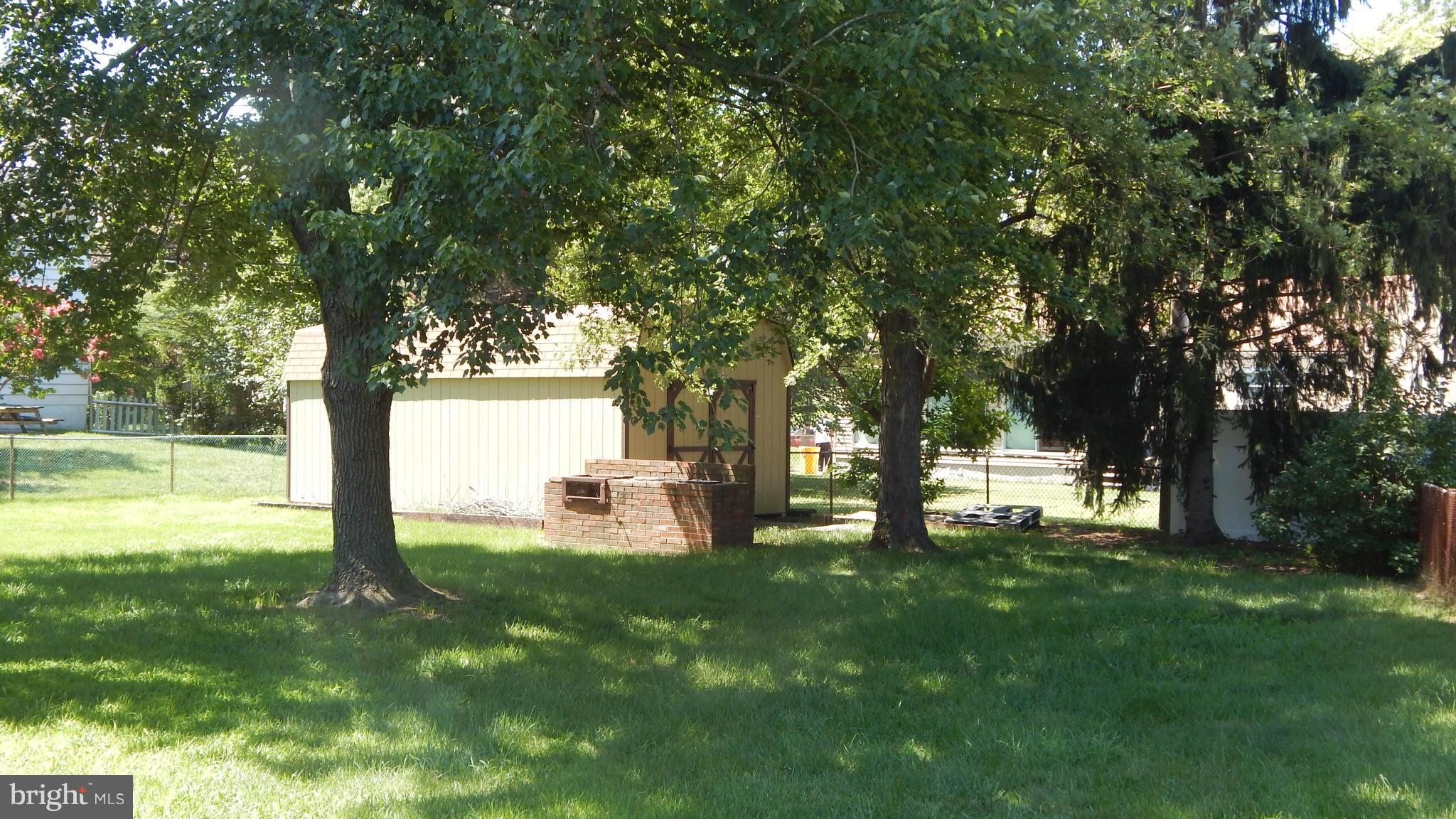 THE HIGHLANDS - Residential