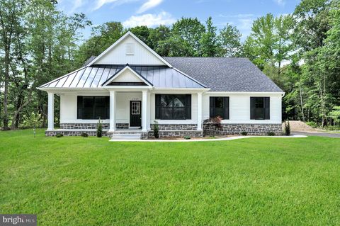 Photo of 404 Wiggins Mill Road, TOWNSEND, DE 19734 (MLS # DENC2087732)