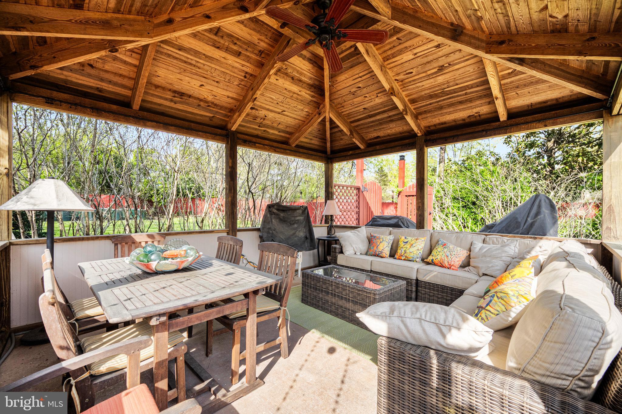 ATHOLTON SQUARE - Residential