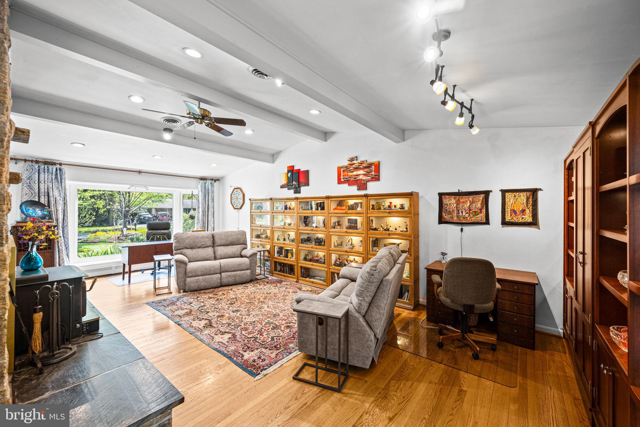 ATHOLTON SQUARE - Residential