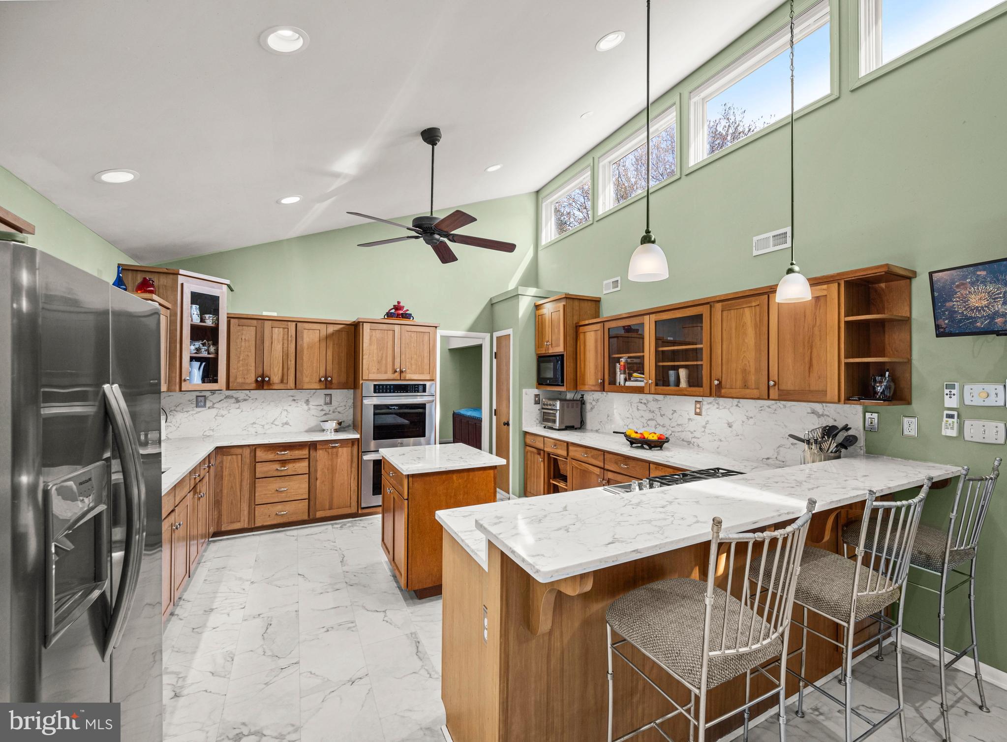 10238 BRADLEY LANE
