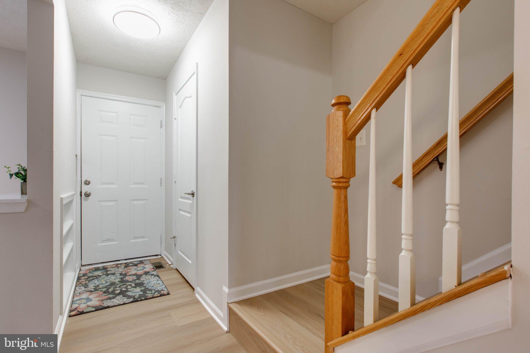 3310 HOLLOW COURT