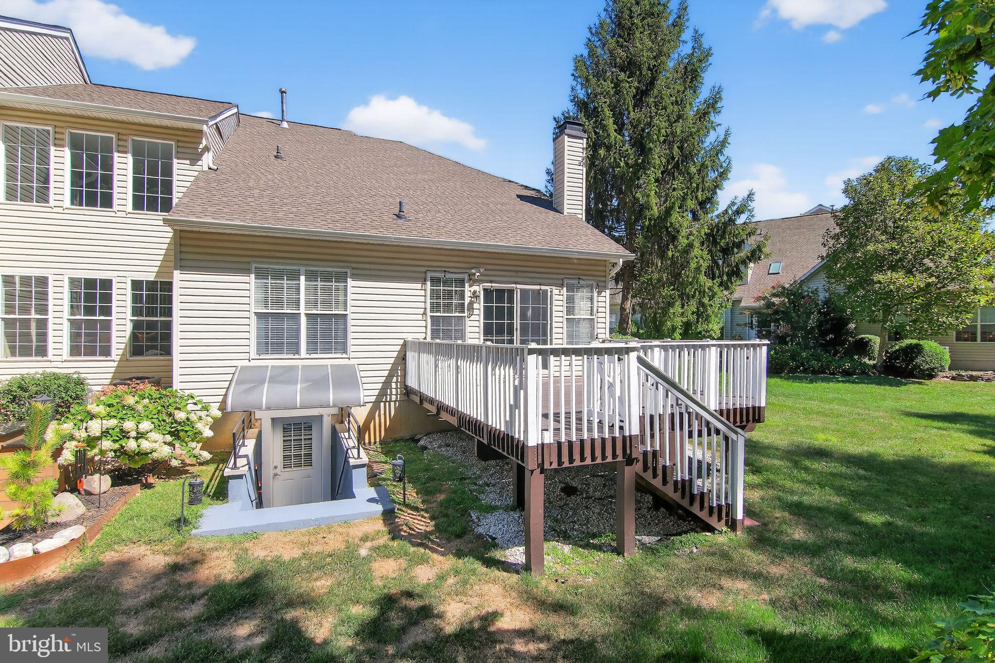 256 TORREY PINE COURT