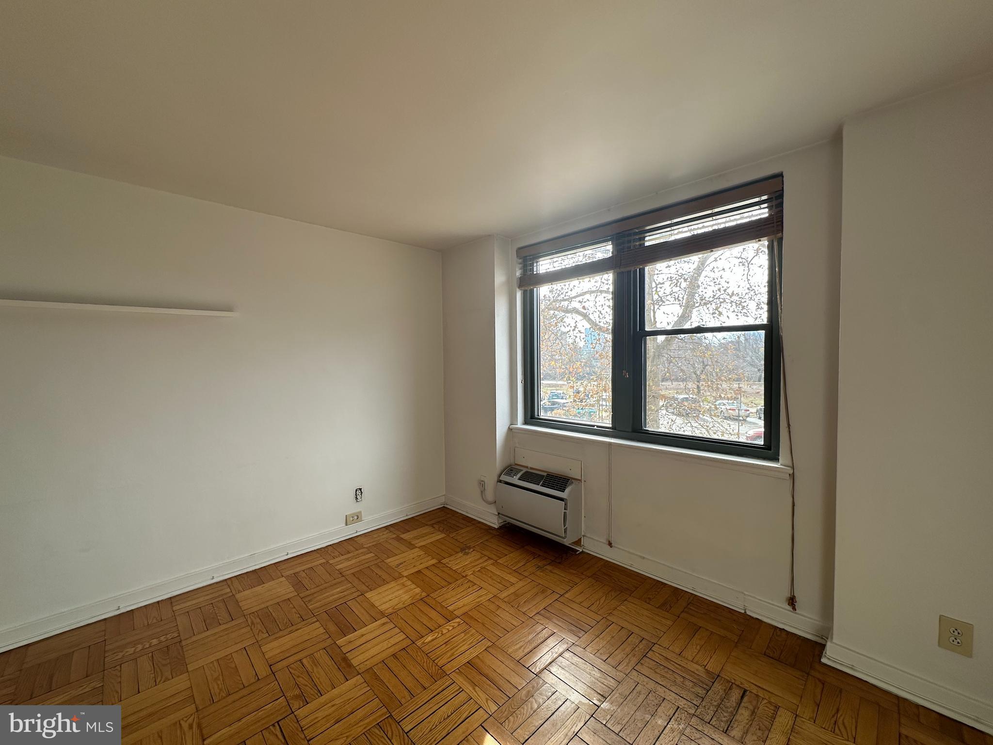 ART MUSEUM AREA - Residential