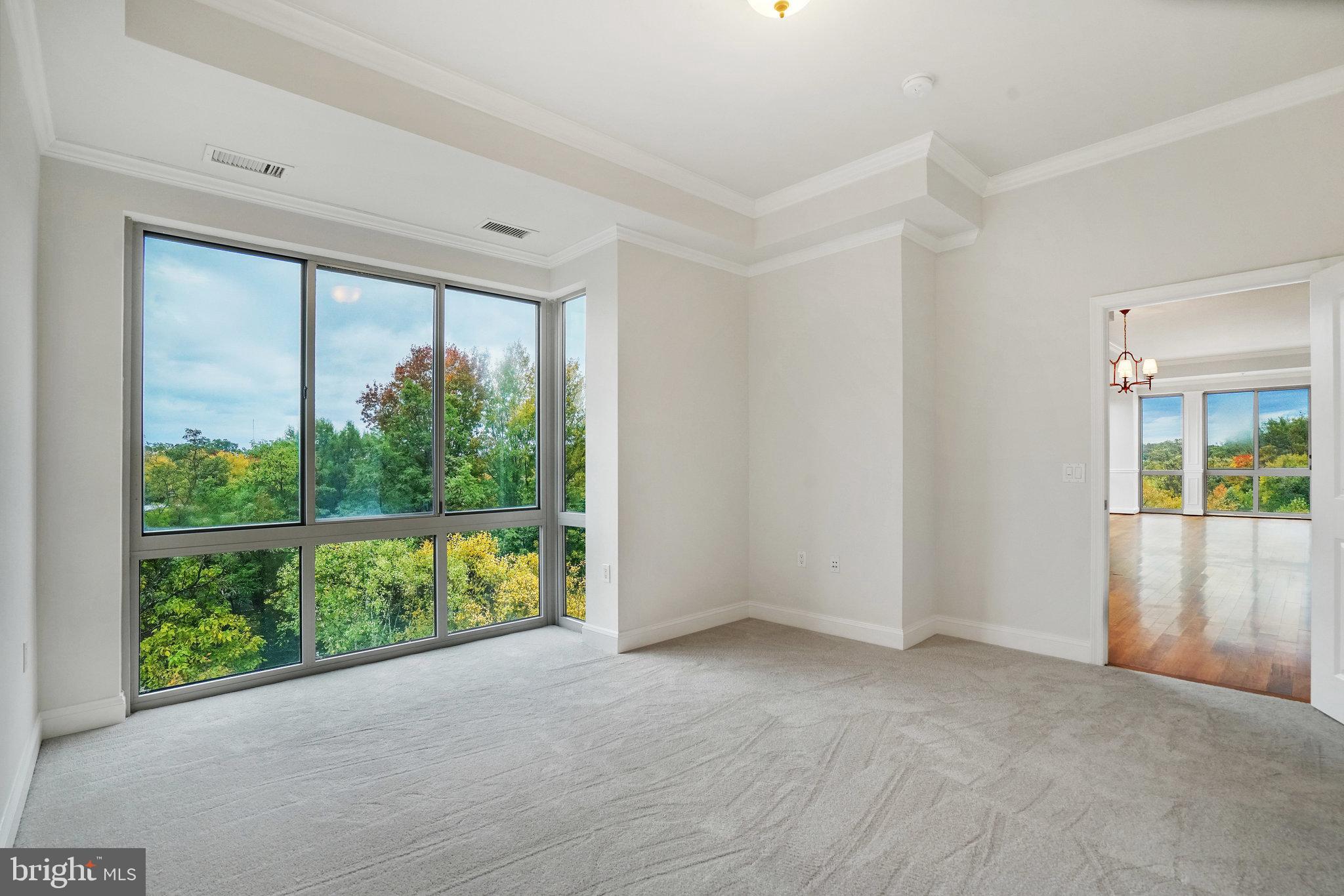 BYRON CONDOMINIUM - Residential