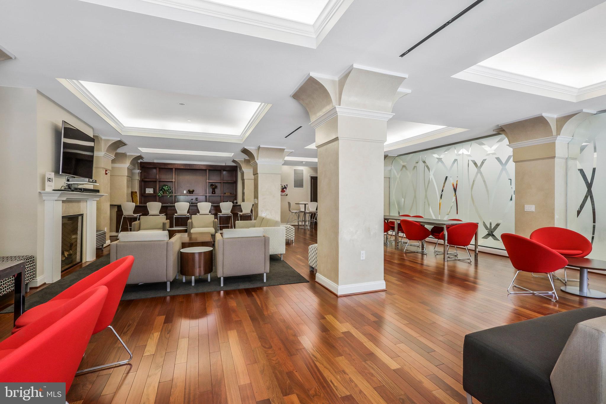 BYRON CONDOMINIUM - Residential