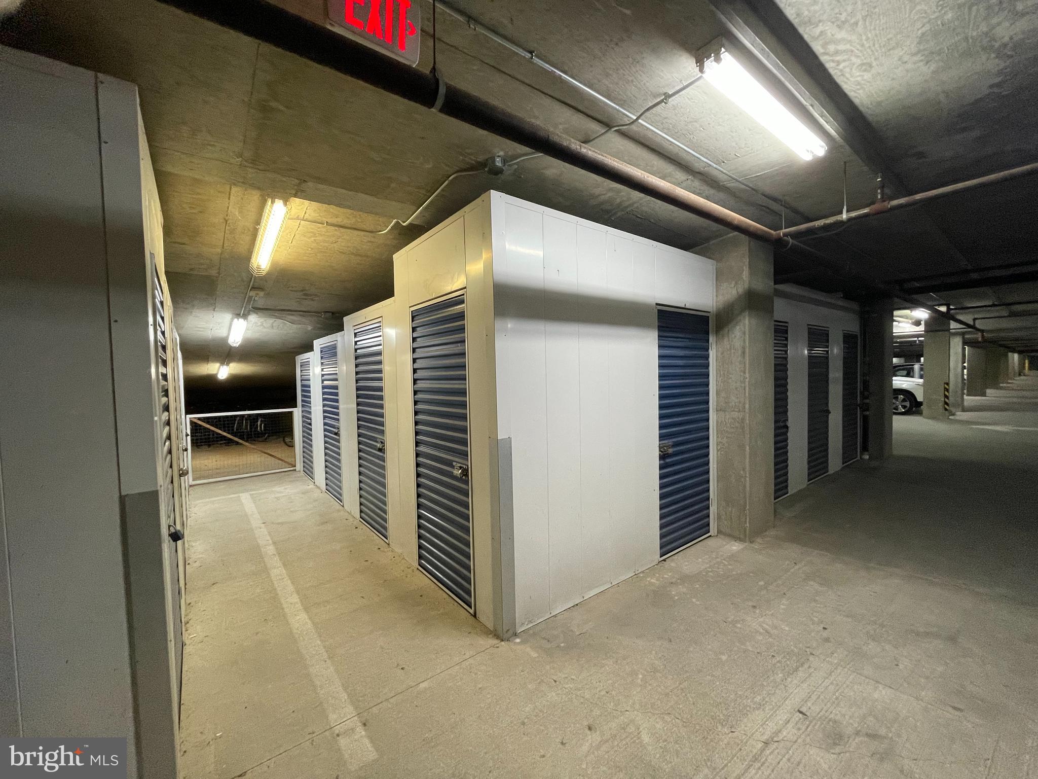 BYRON CONDOMINIUM - Residential