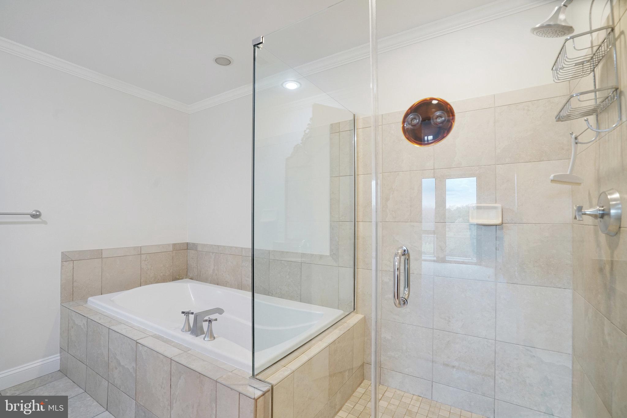 BYRON CONDOMINIUM - Residential