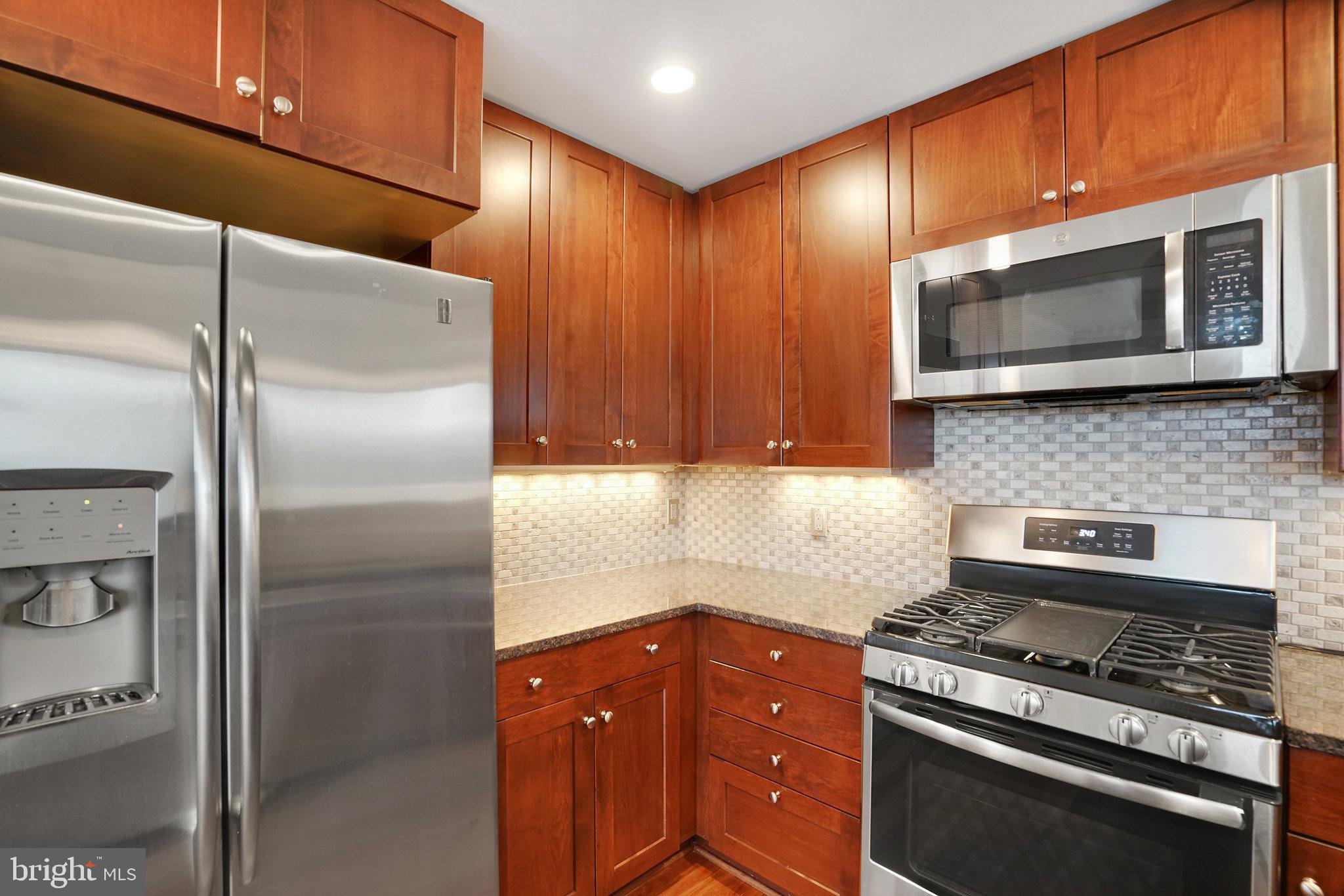 BYRON CONDOMINIUM - Residential