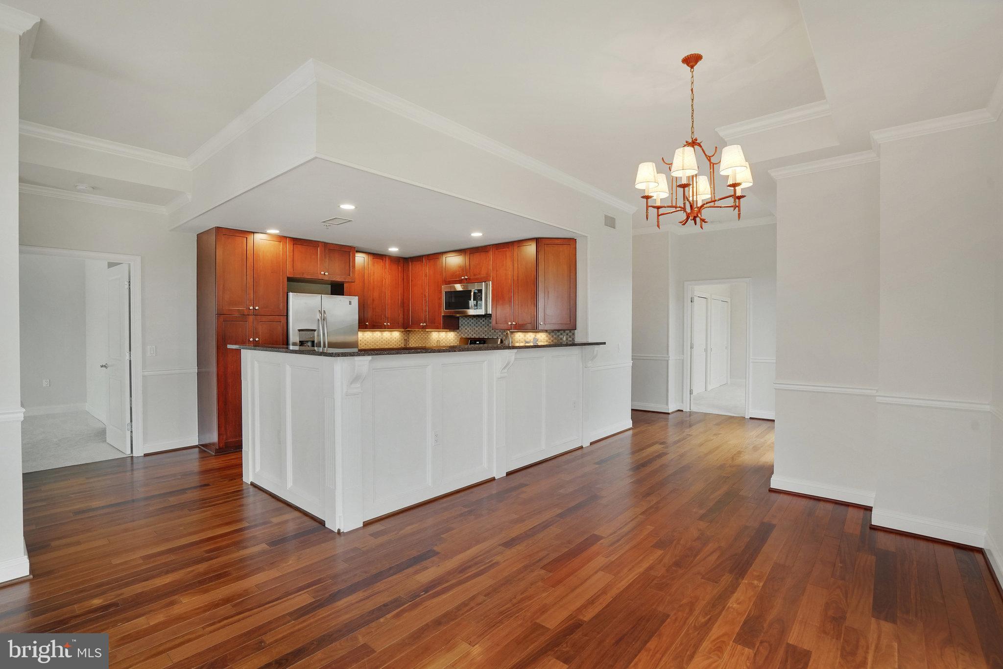 BYRON CONDOMINIUM - Residential