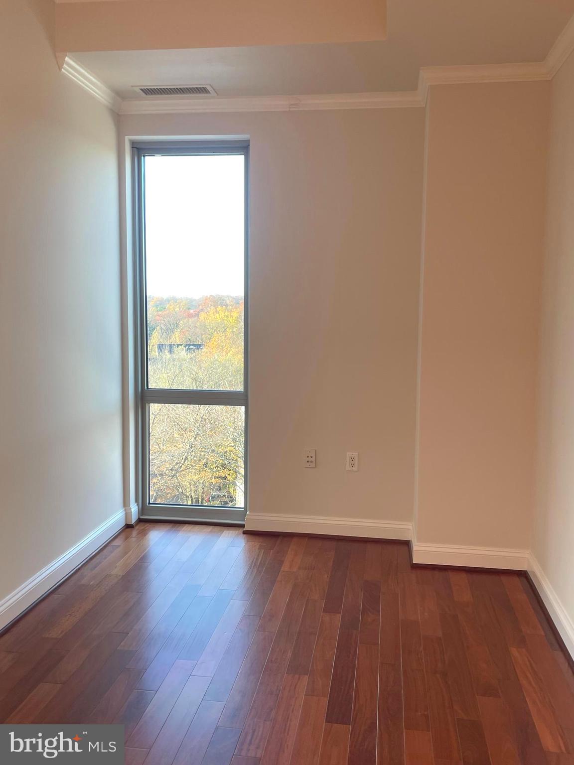 BYRON CONDOMINIUM - Residential