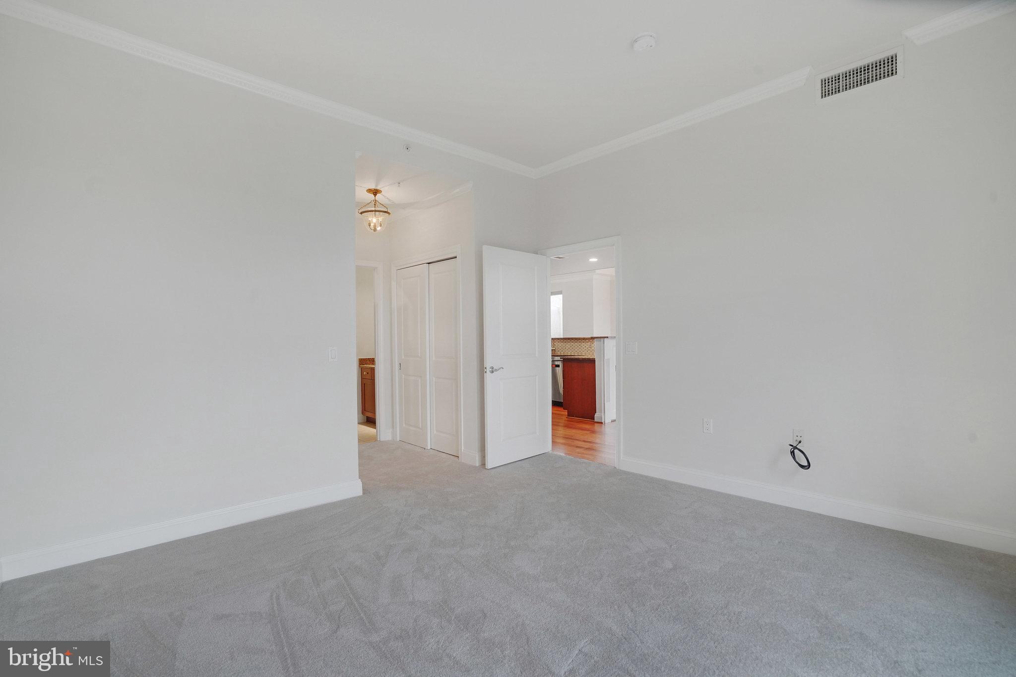 BYRON CONDOMINIUM - Residential