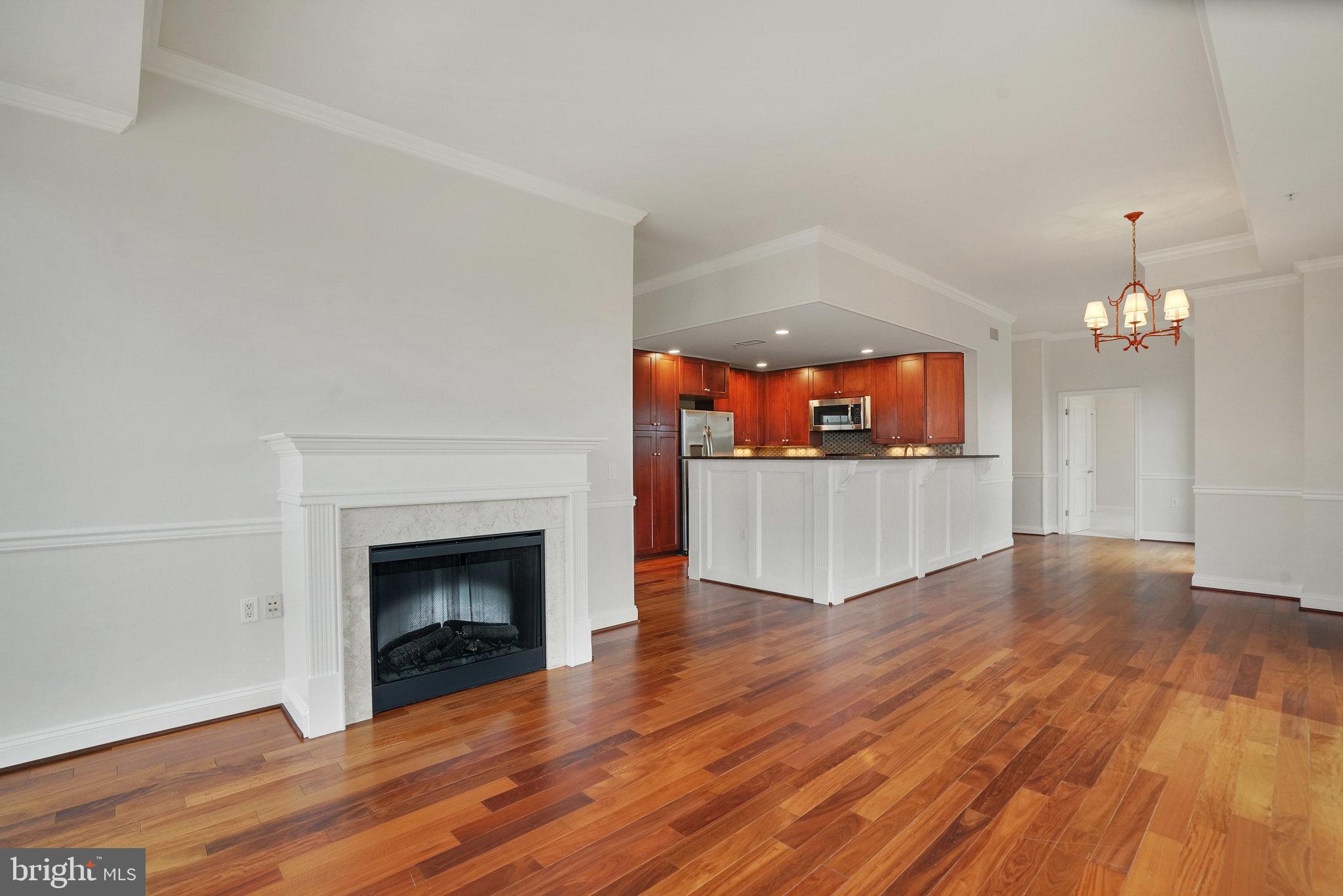 BYRON CONDOMINIUM - Residential