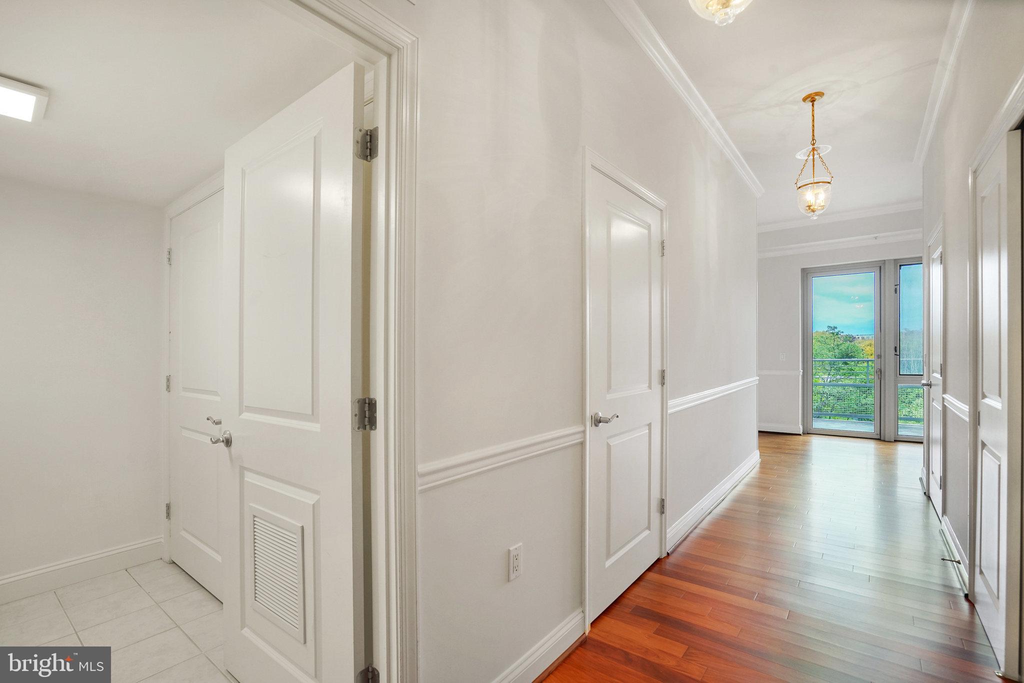 513 W BROAD STREET 702