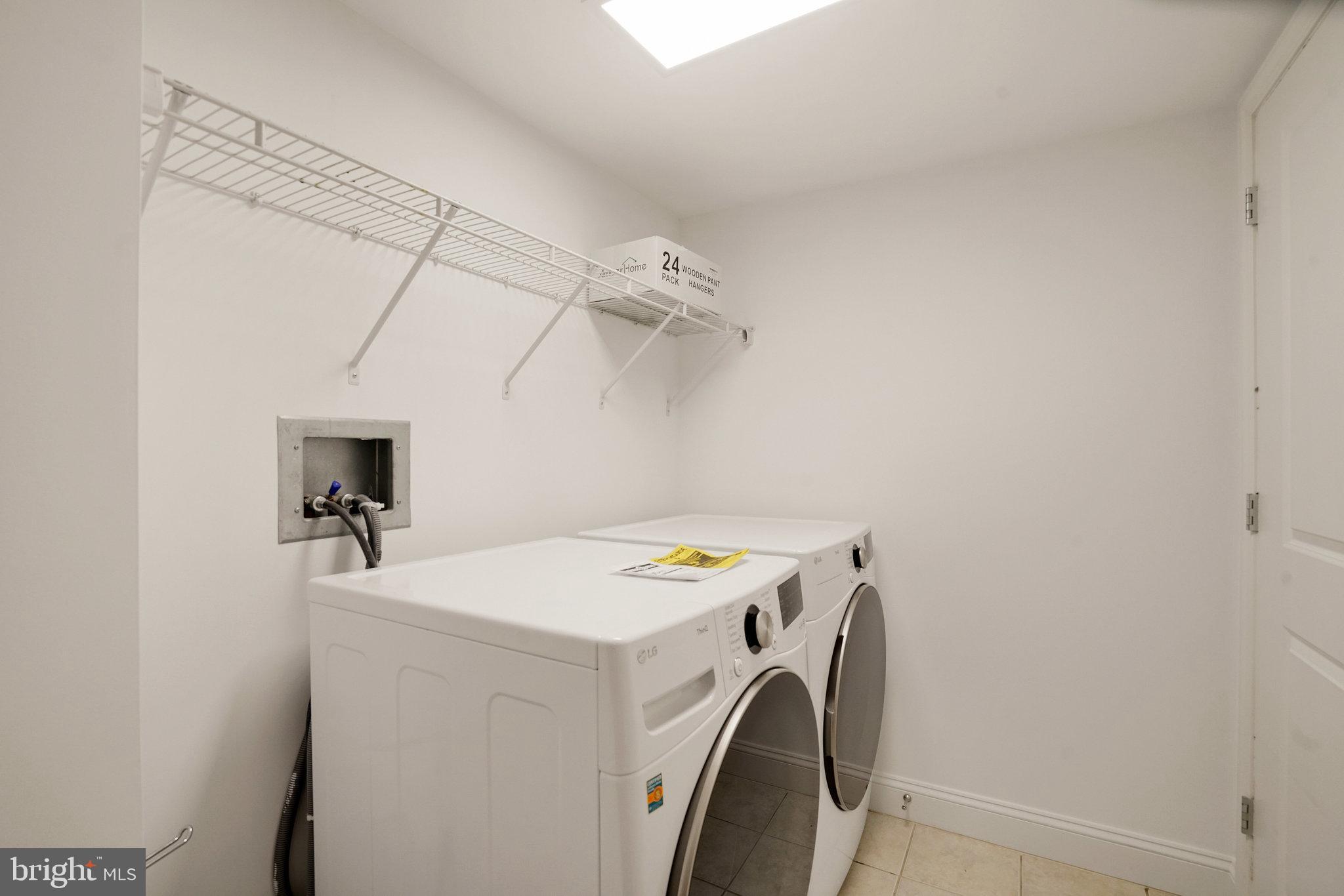 BYRON CONDOMINIUM - Residential