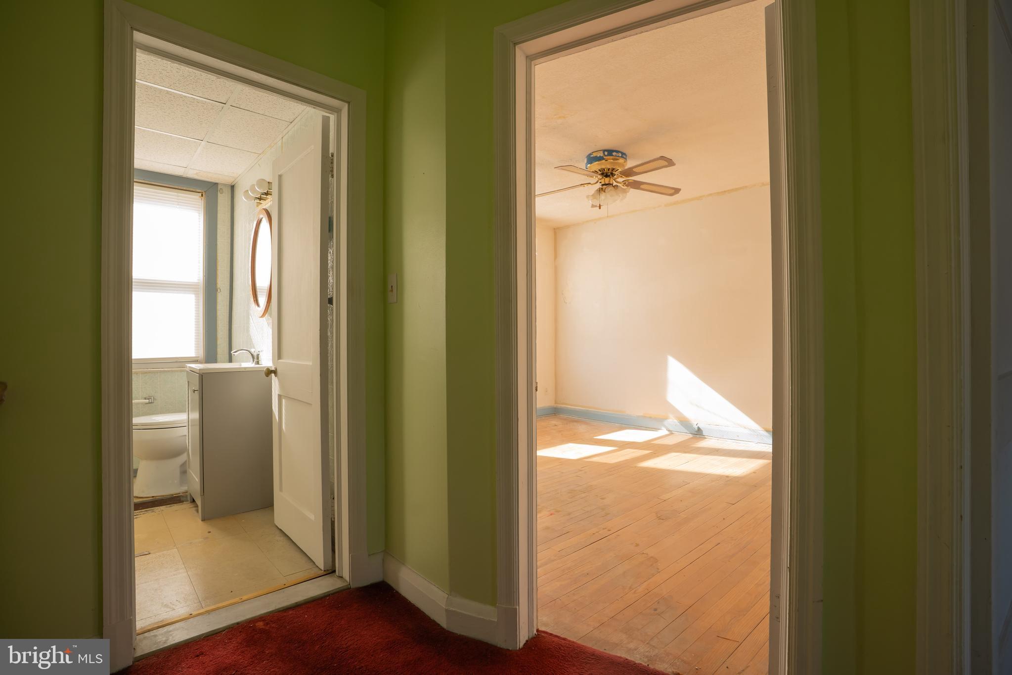 WEST HILLS - Residential