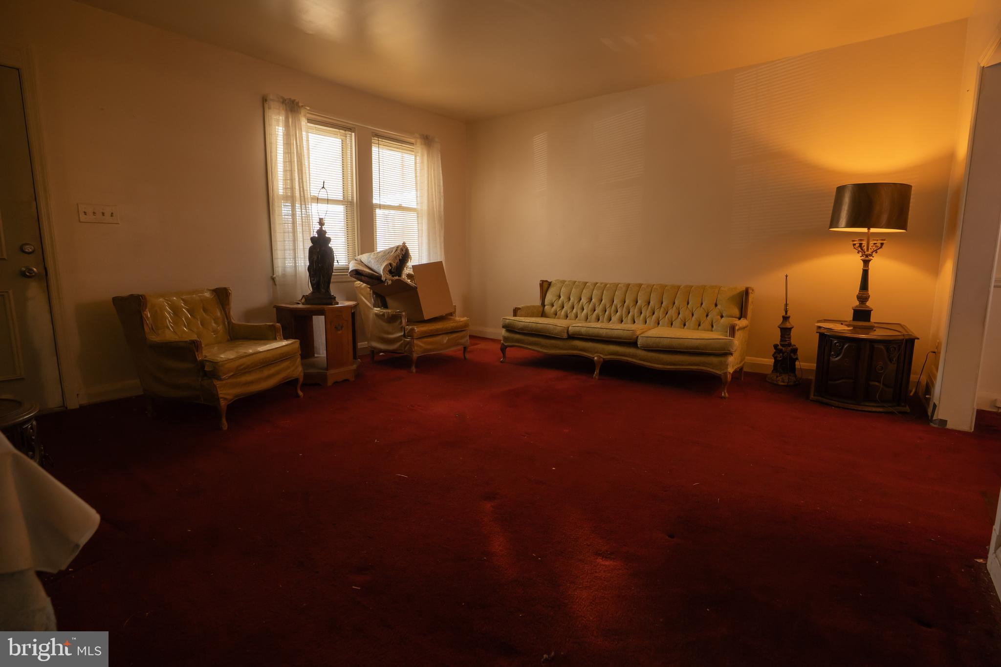 WEST HILLS - Residential