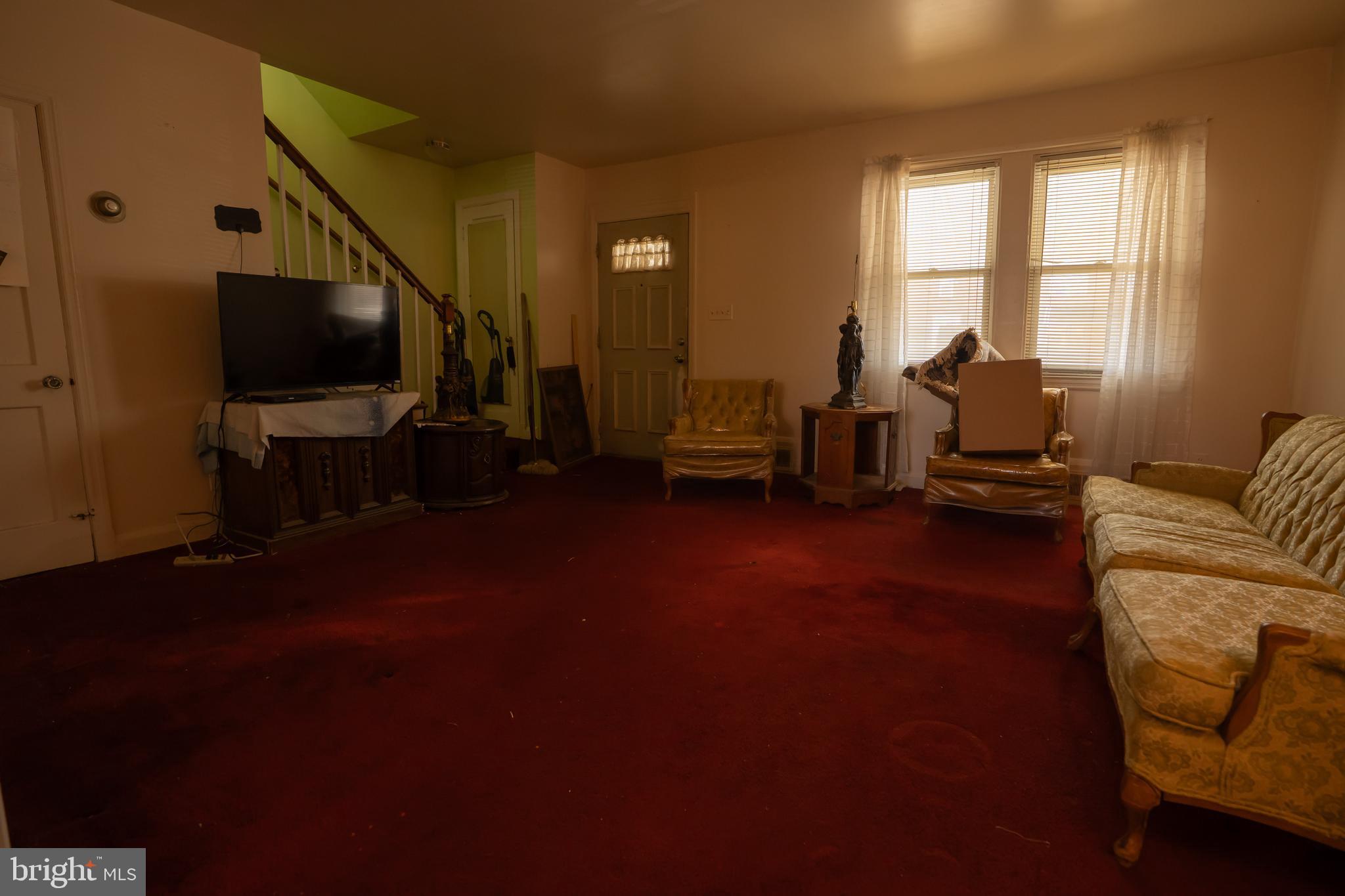 WEST HILLS - Residential