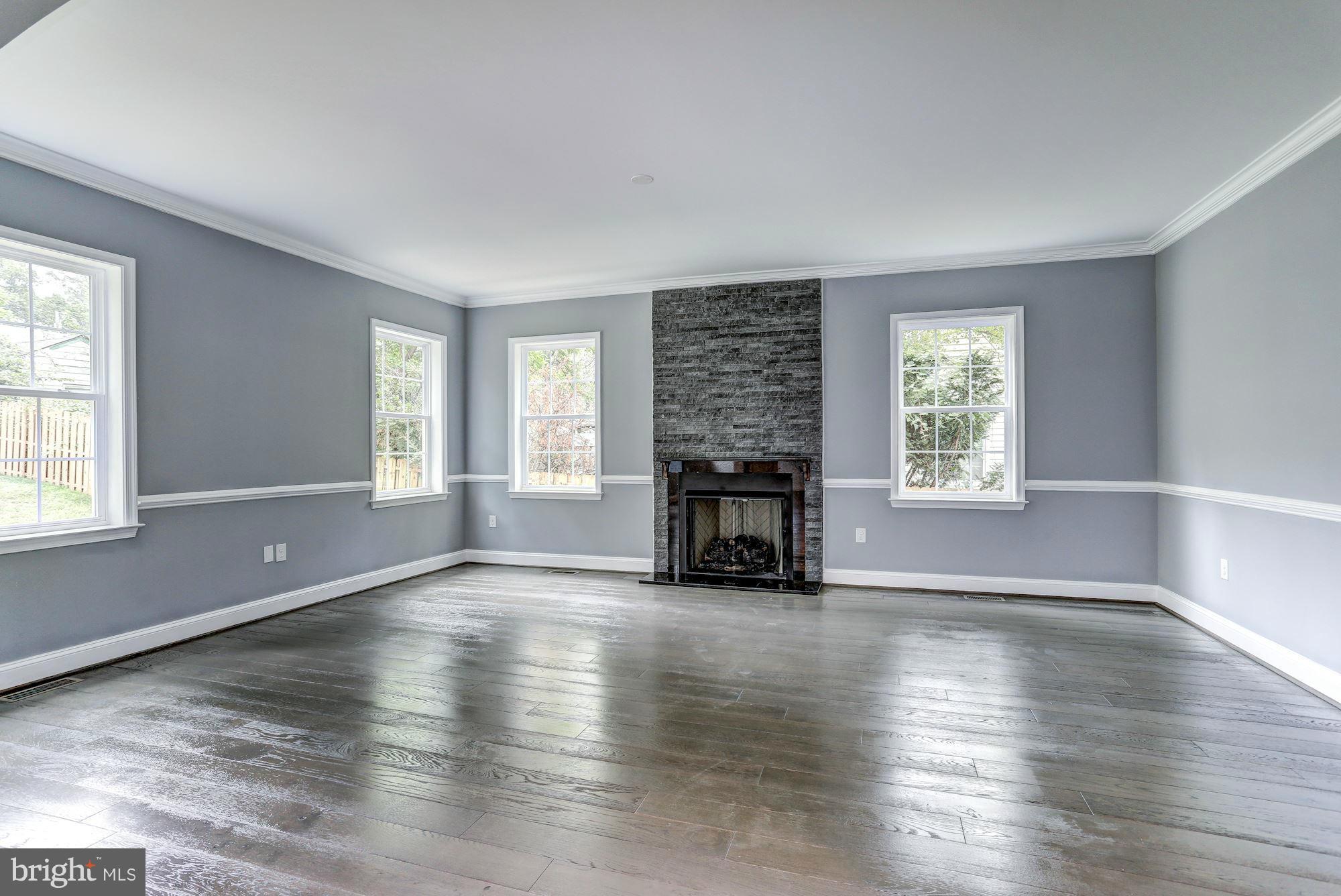 PIMMIT HILLS - Residential