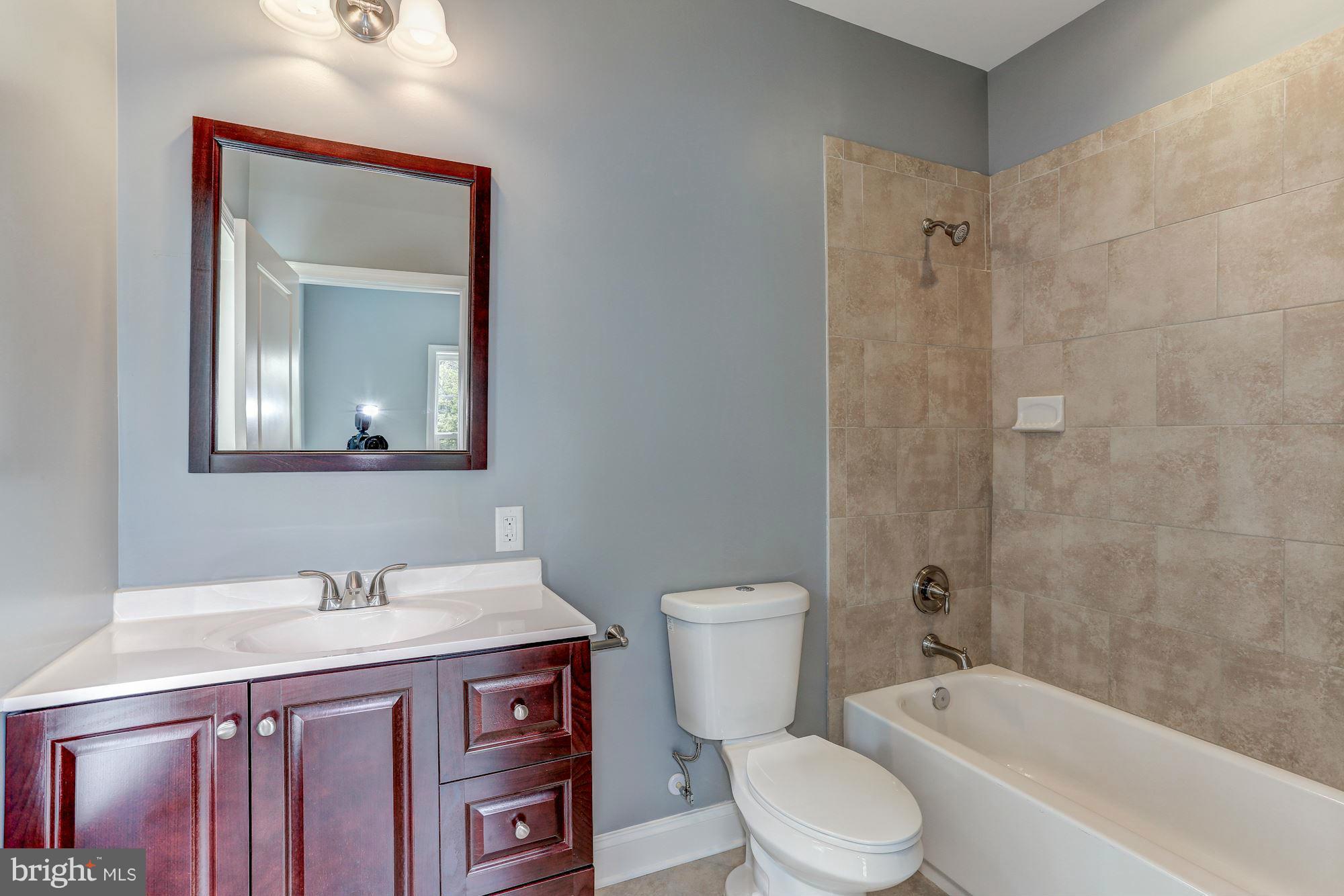 PIMMIT HILLS - Residential