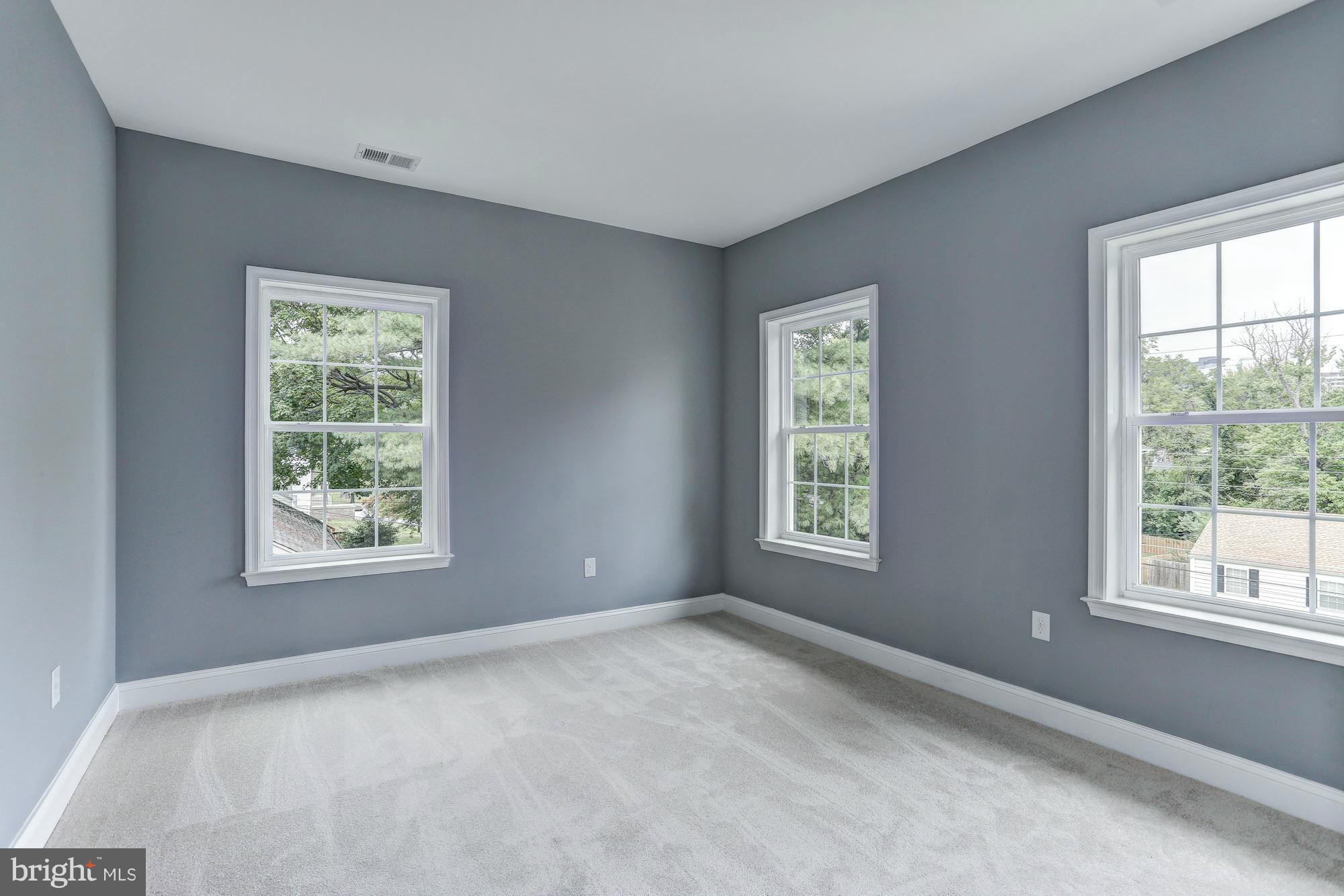 PIMMIT HILLS - Residential