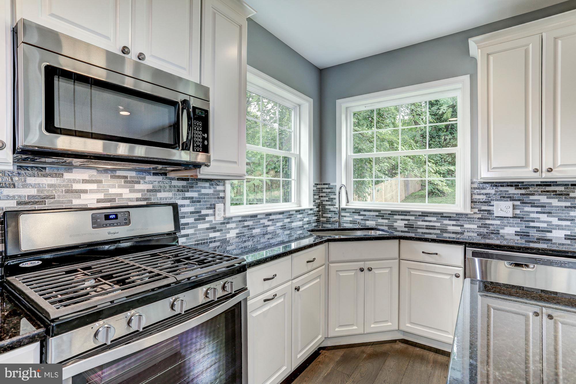 PIMMIT HILLS - Residential