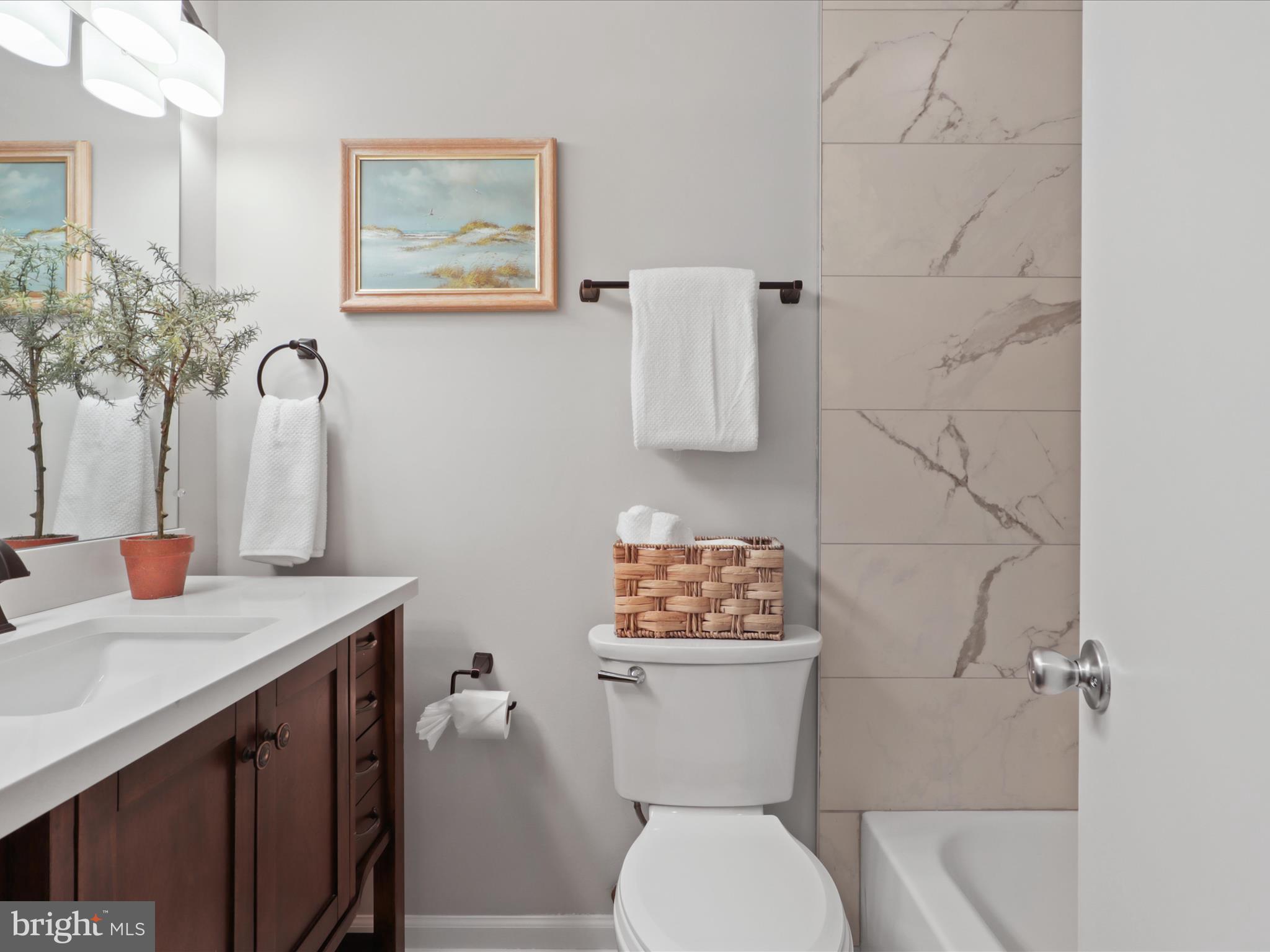 STONEYBROOKE - Residential