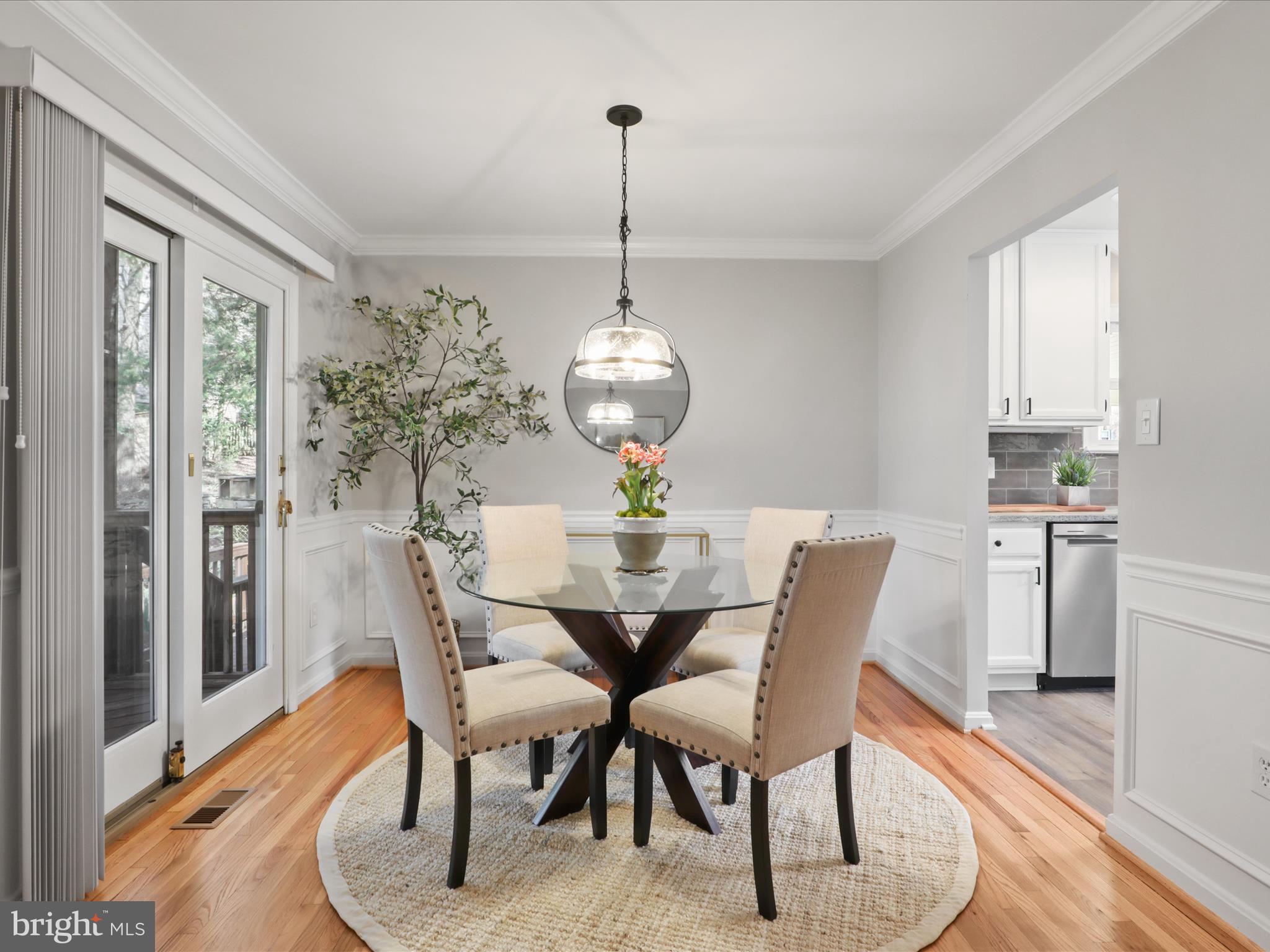 STONEYBROOKE - Residential