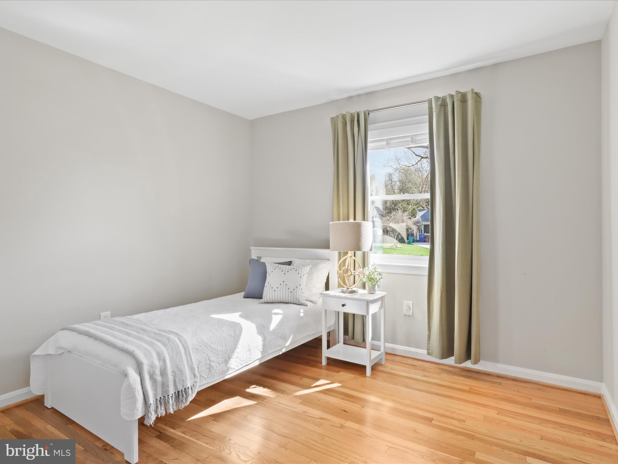 STONEYBROOKE - Residential