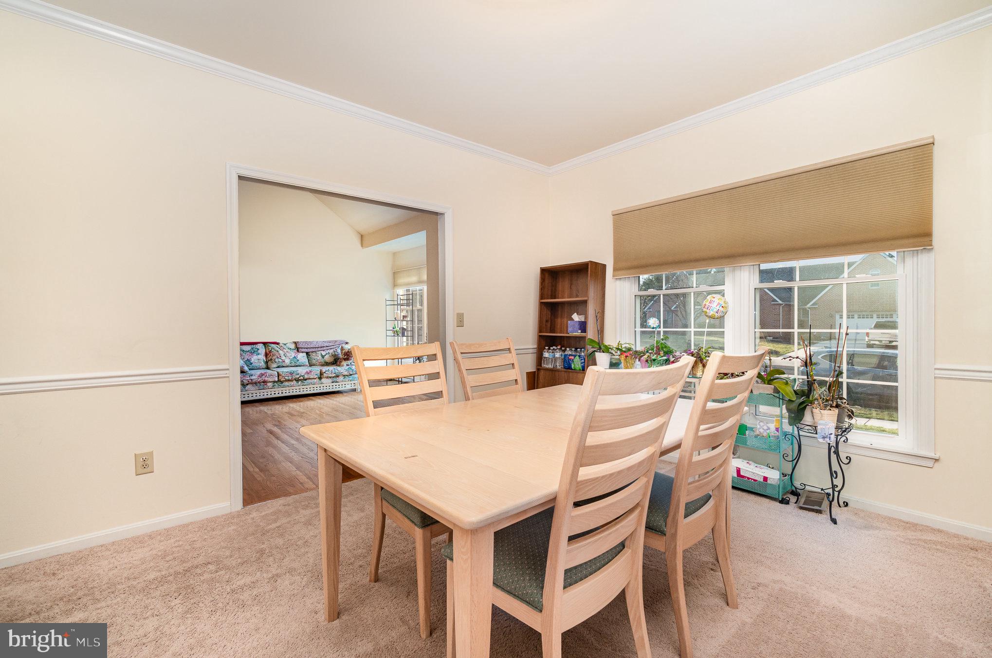 WALNUT COURT - Residential