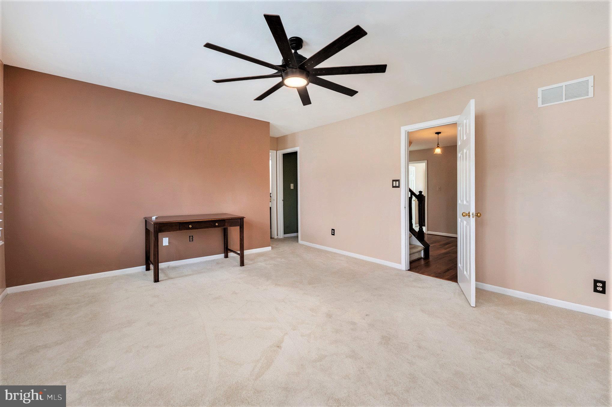 BLUE BELL WOODS - Residential