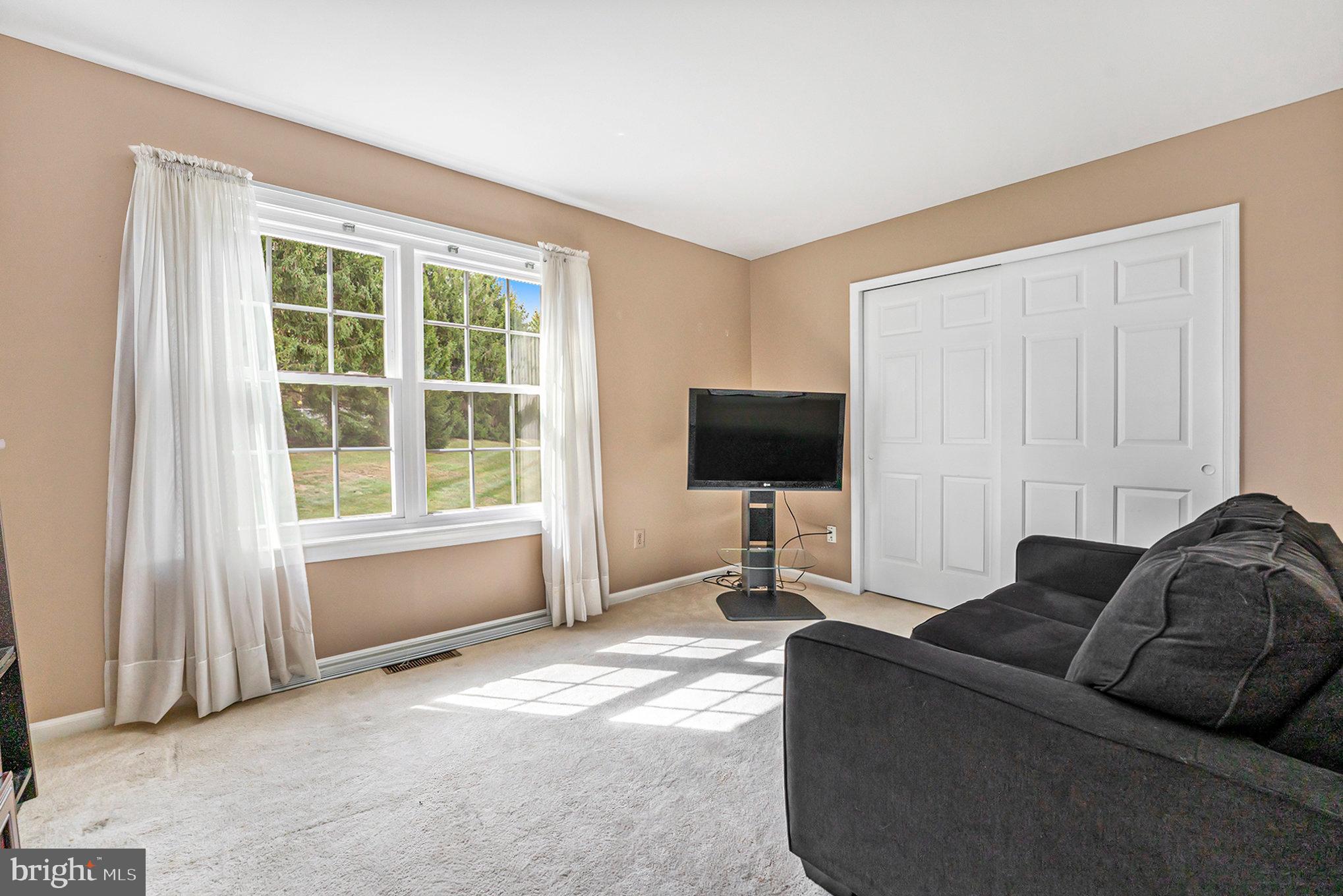 BLUE BELL WOODS - Residential