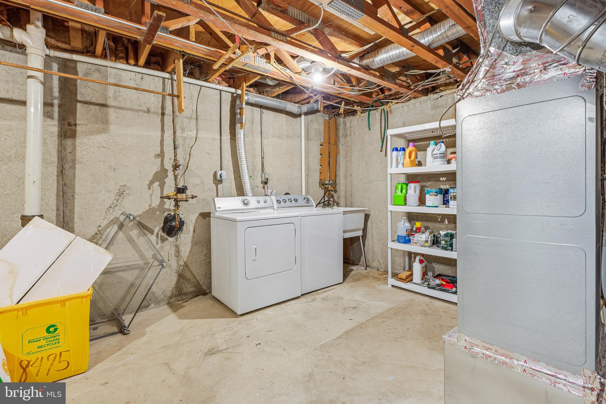 SNOWDEN OAKS - Residential