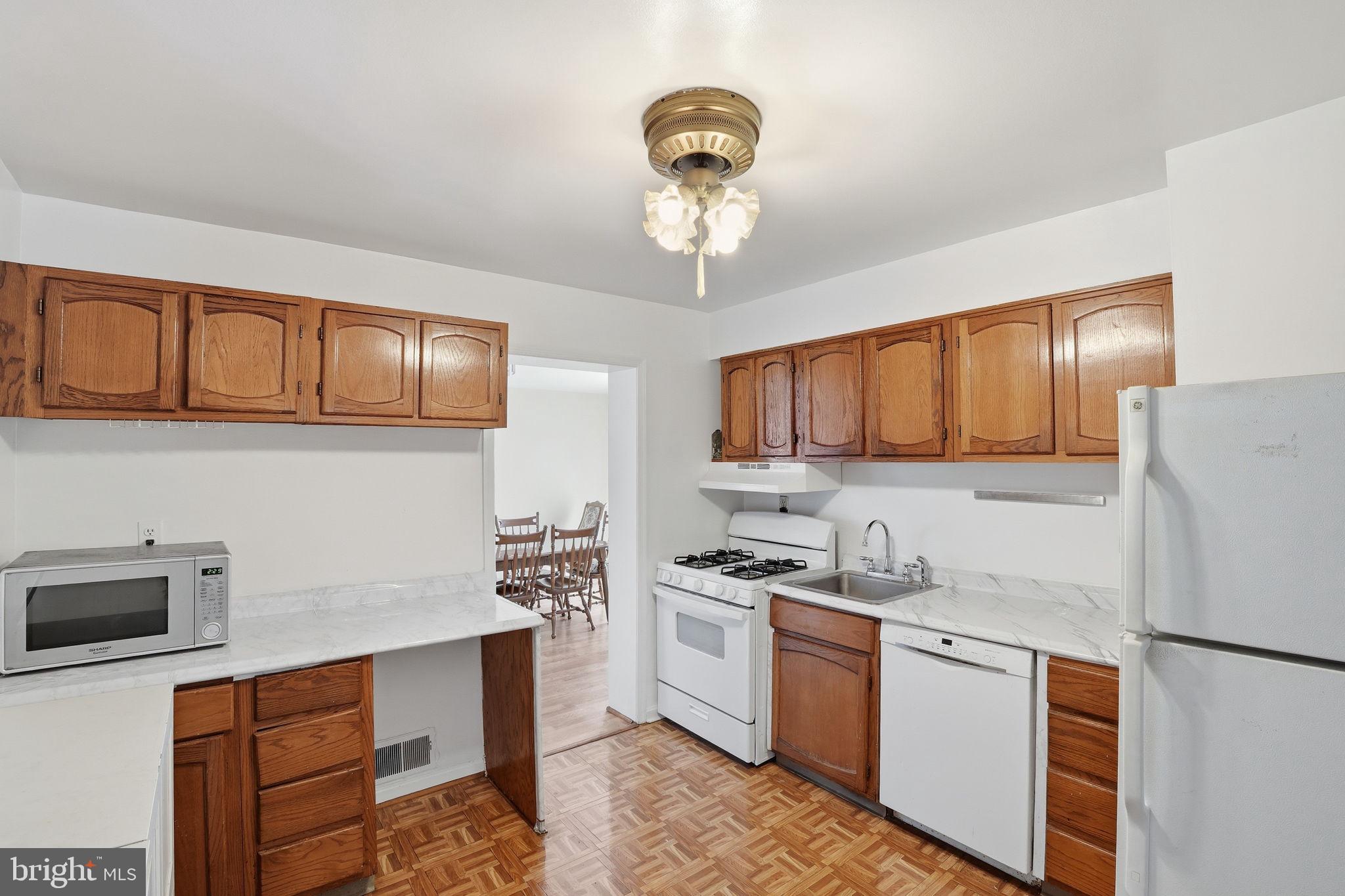 HOLLYWOOD - Residential