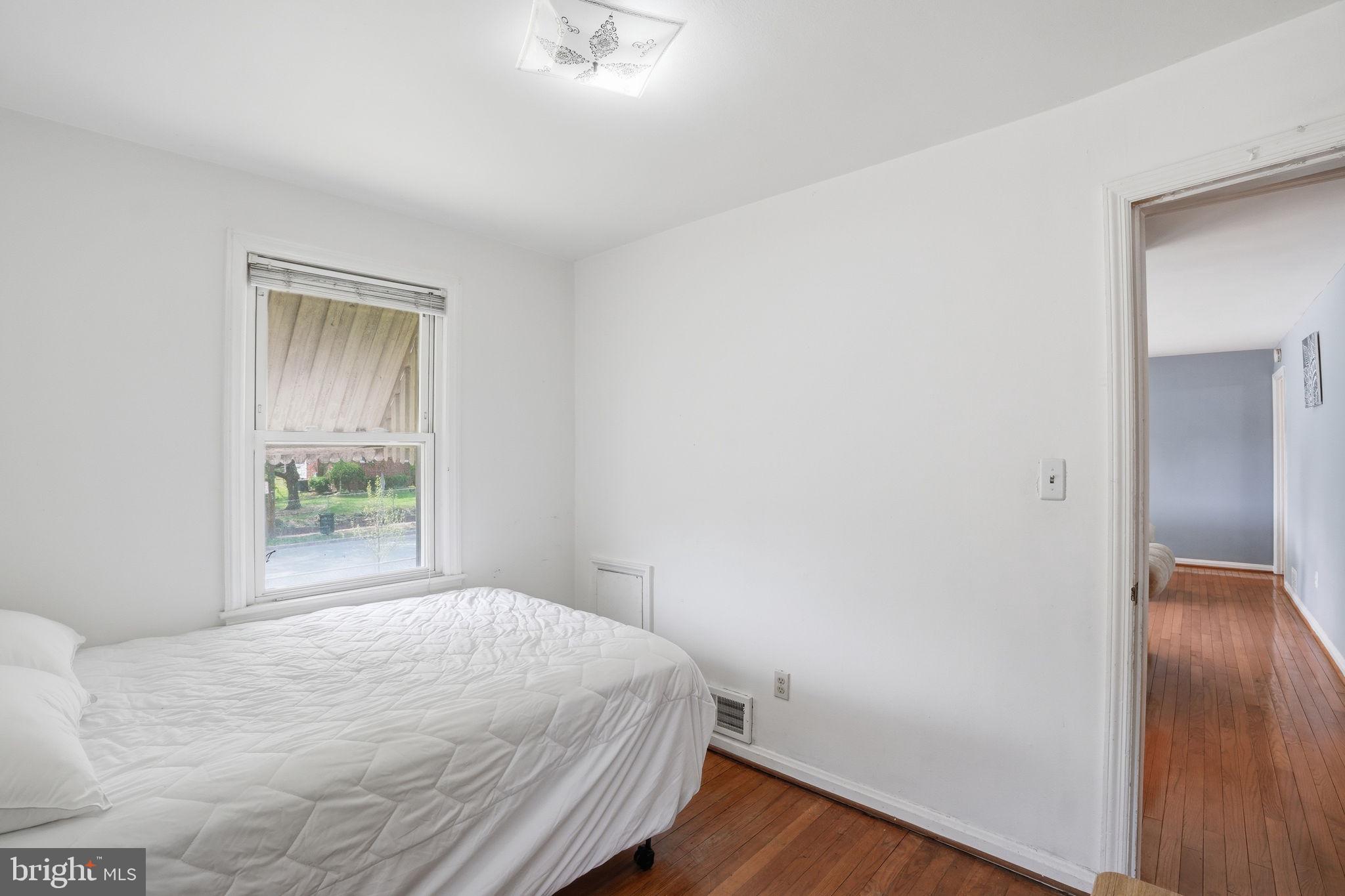 HOLLYWOOD - Residential