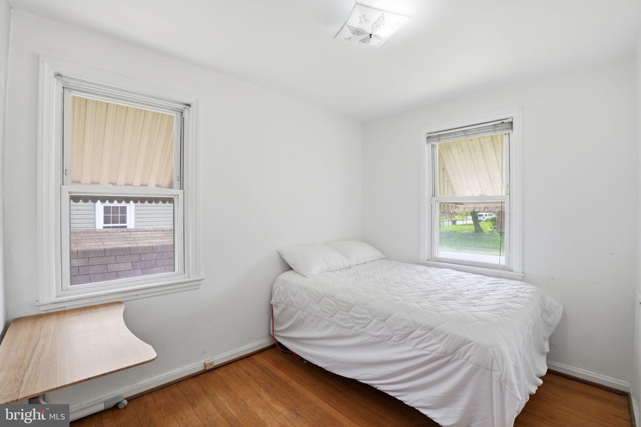 HOLLYWOOD - Residential