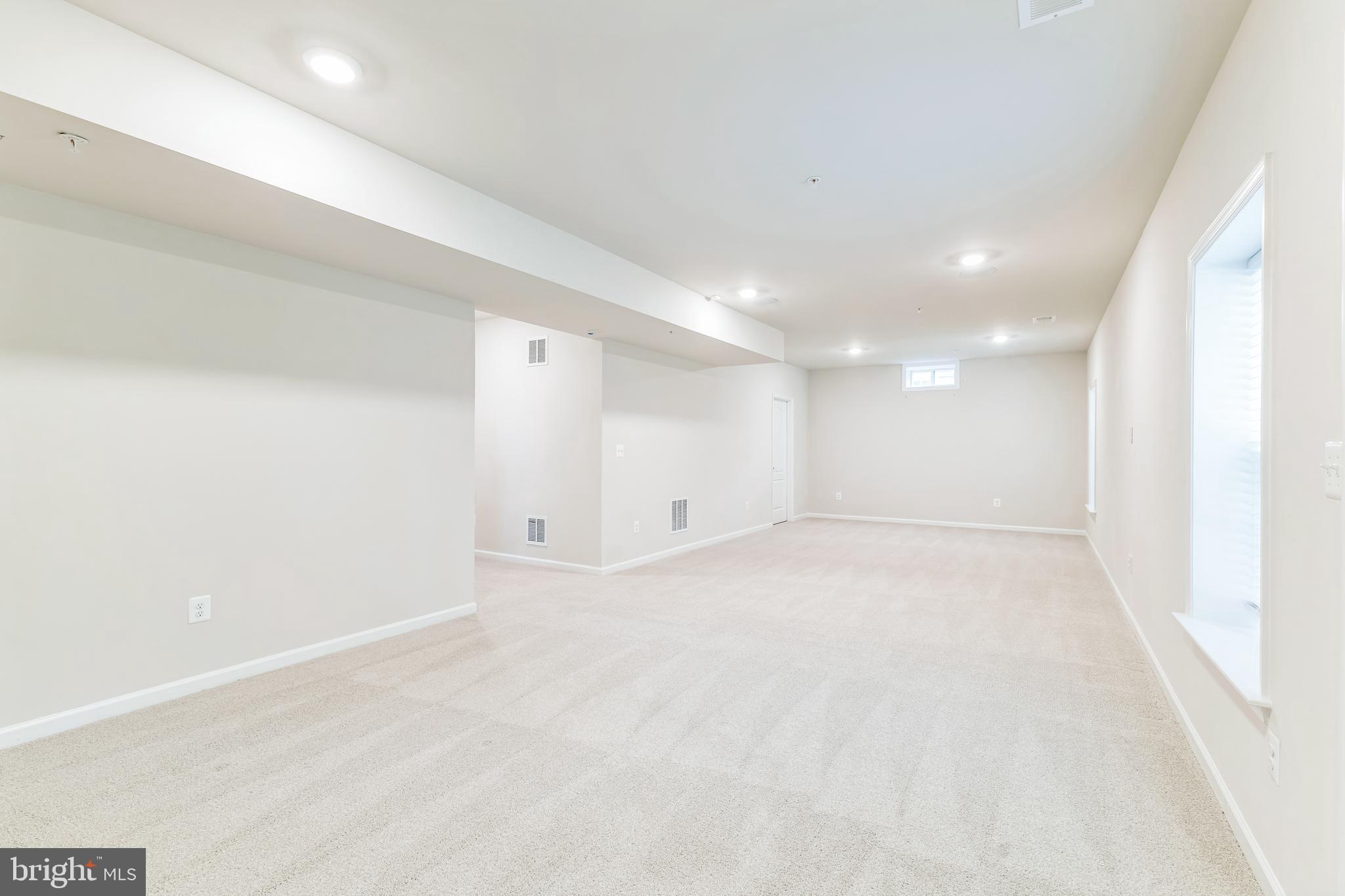 WESTPHALIA TOWN CENTER - Residential Lease