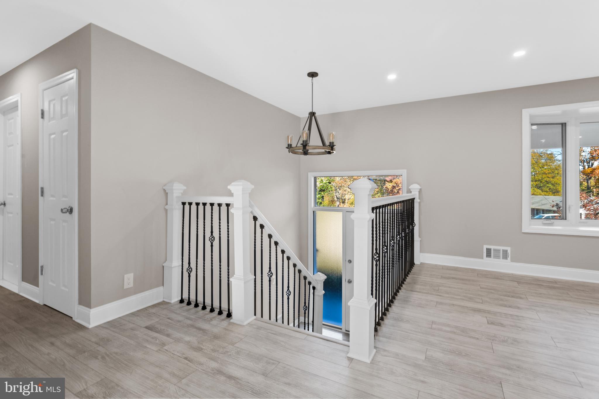 RIVERSIDE ESTATES - Residential