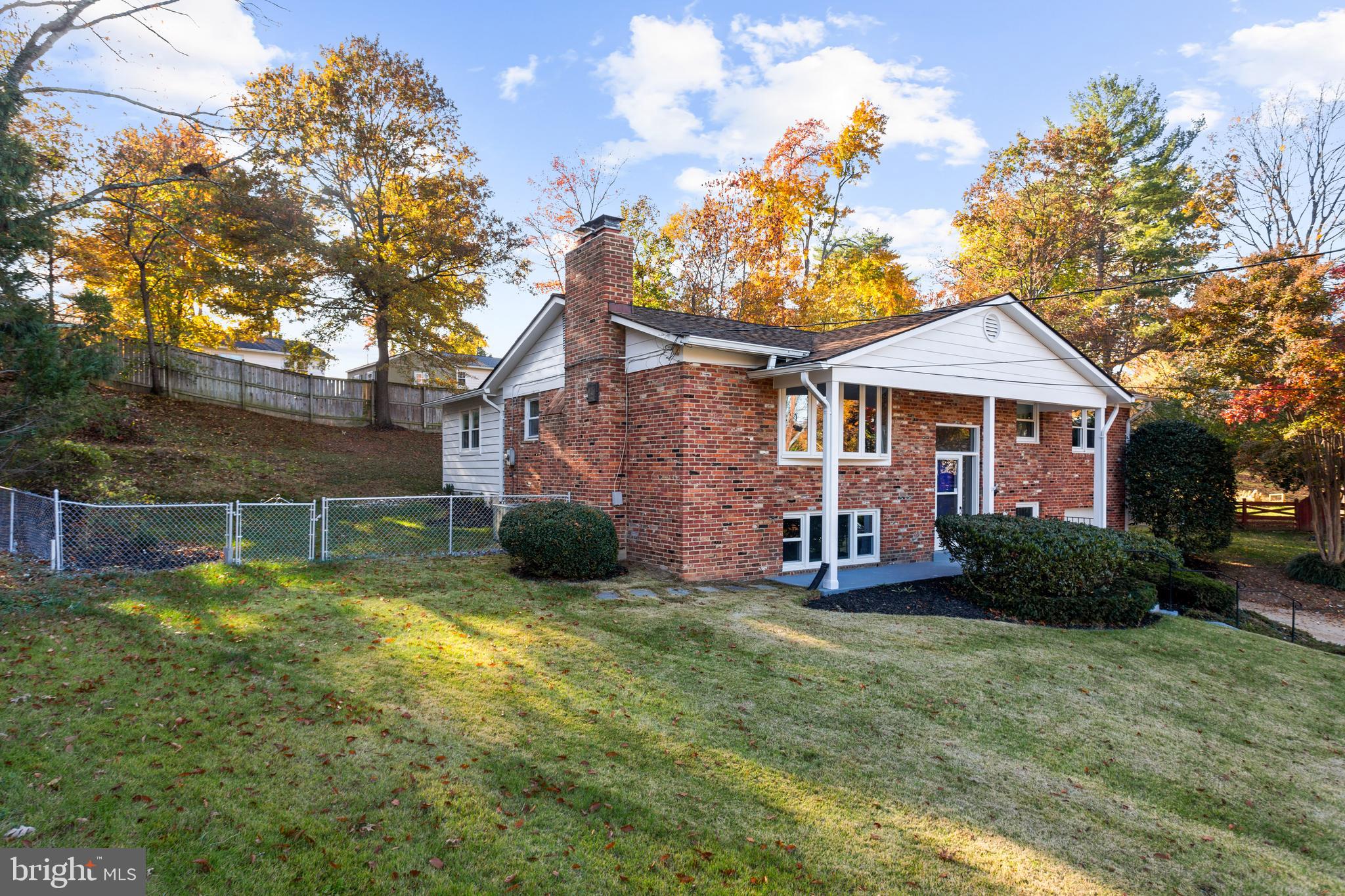 RIVERSIDE ESTATES - Residential