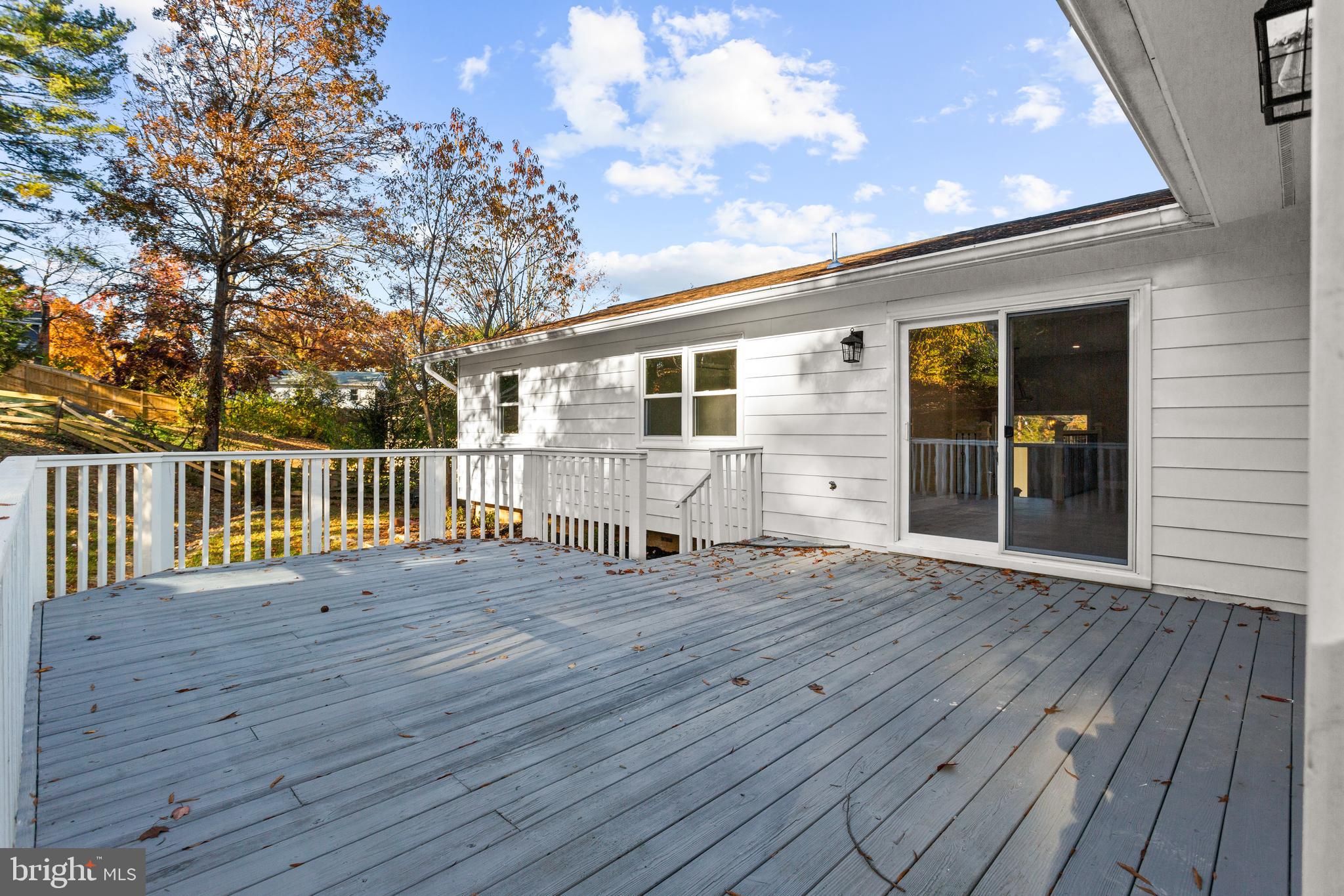 RIVERSIDE ESTATES - Residential