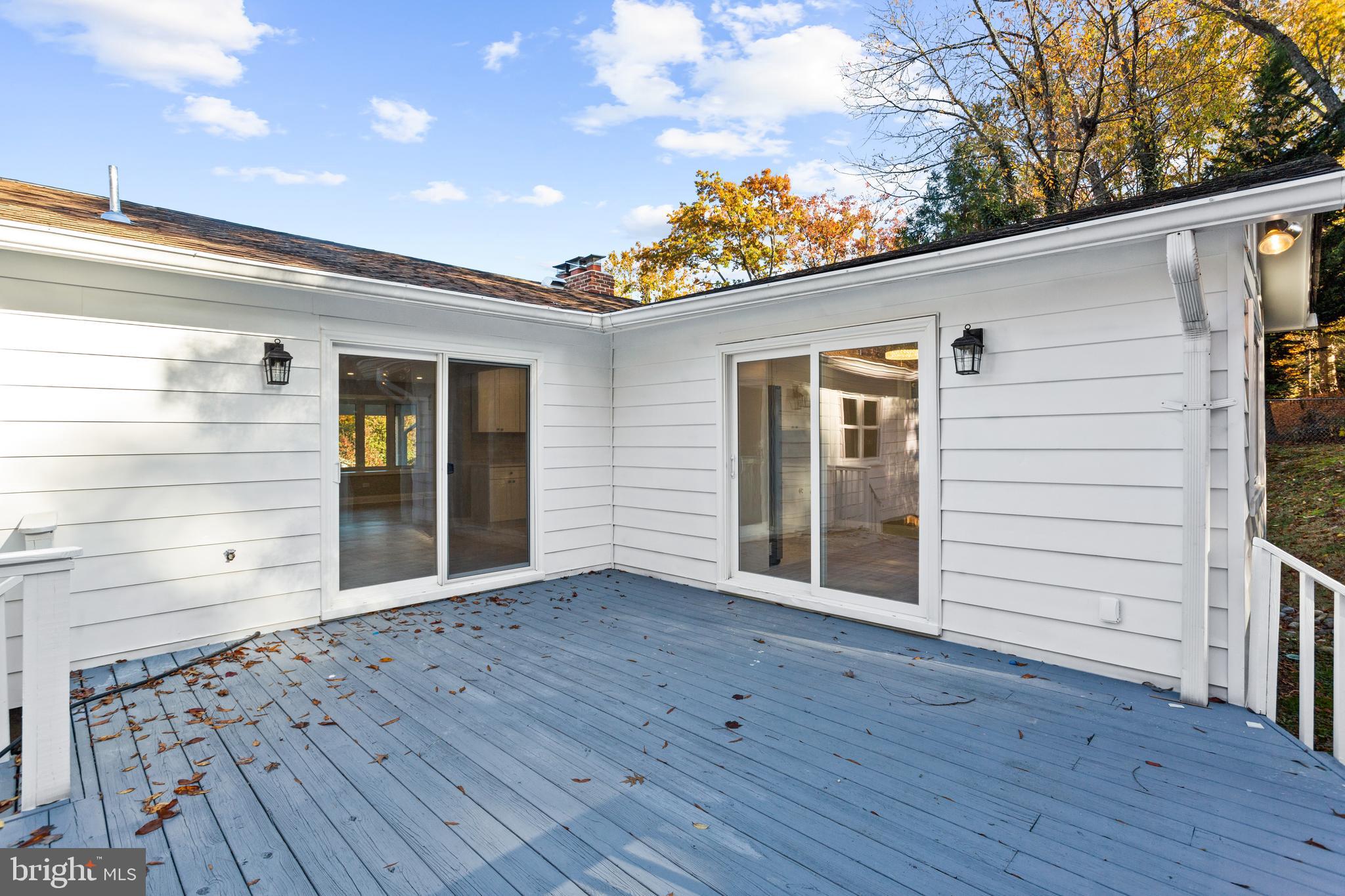 RIVERSIDE ESTATES - Residential