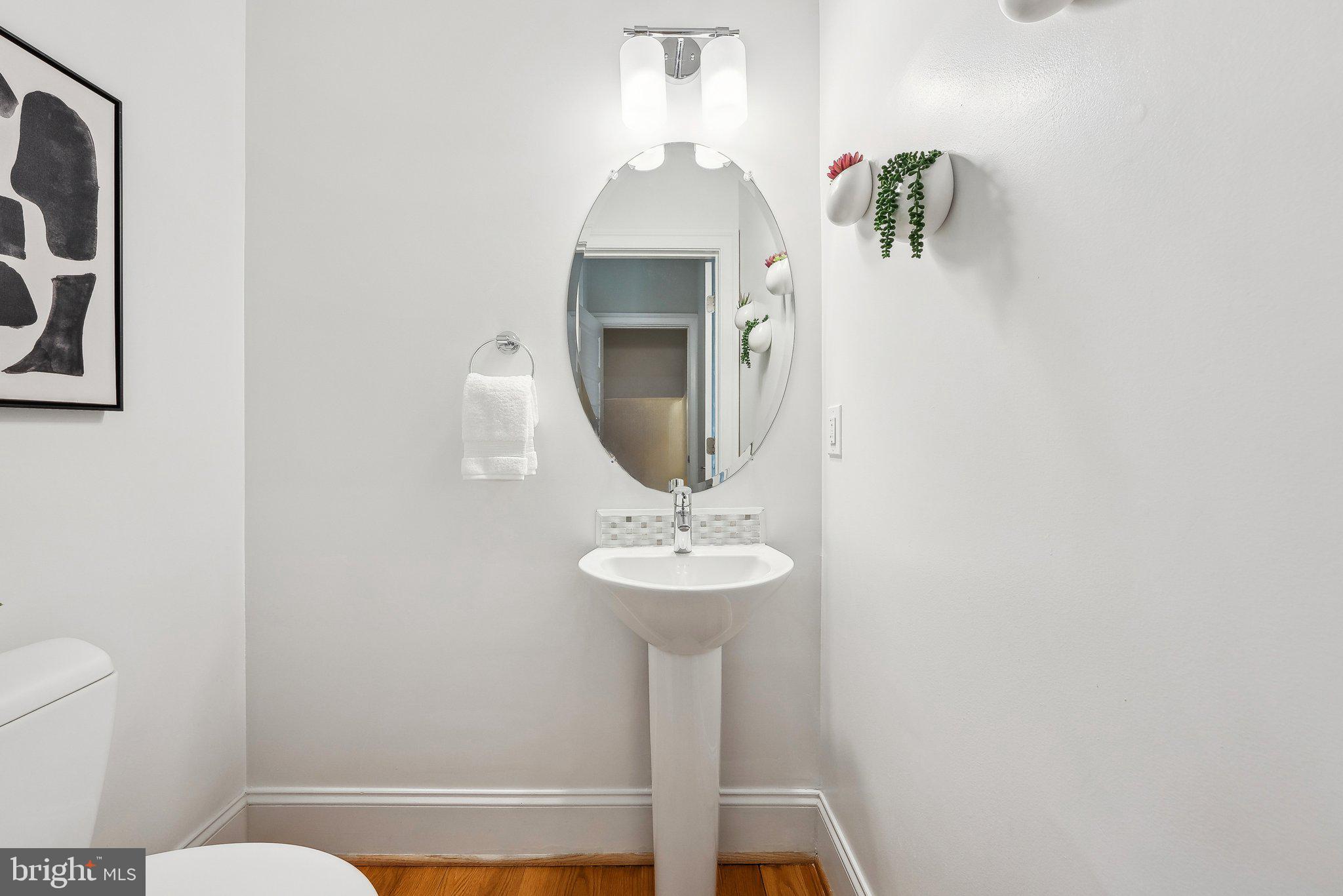 OLD TOWN ALEXANDRIA - Residential