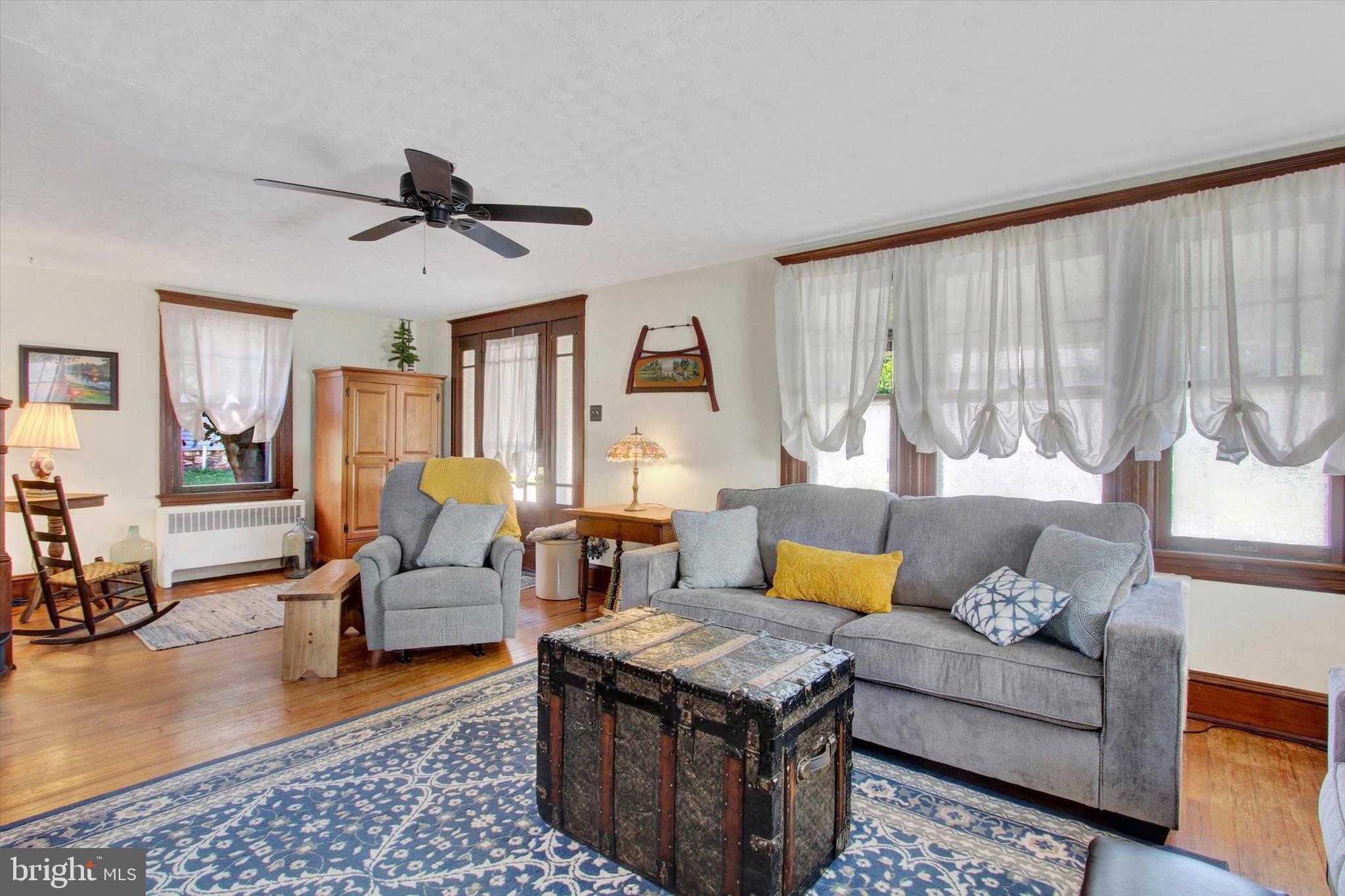 PLEASANT HILL - Residential