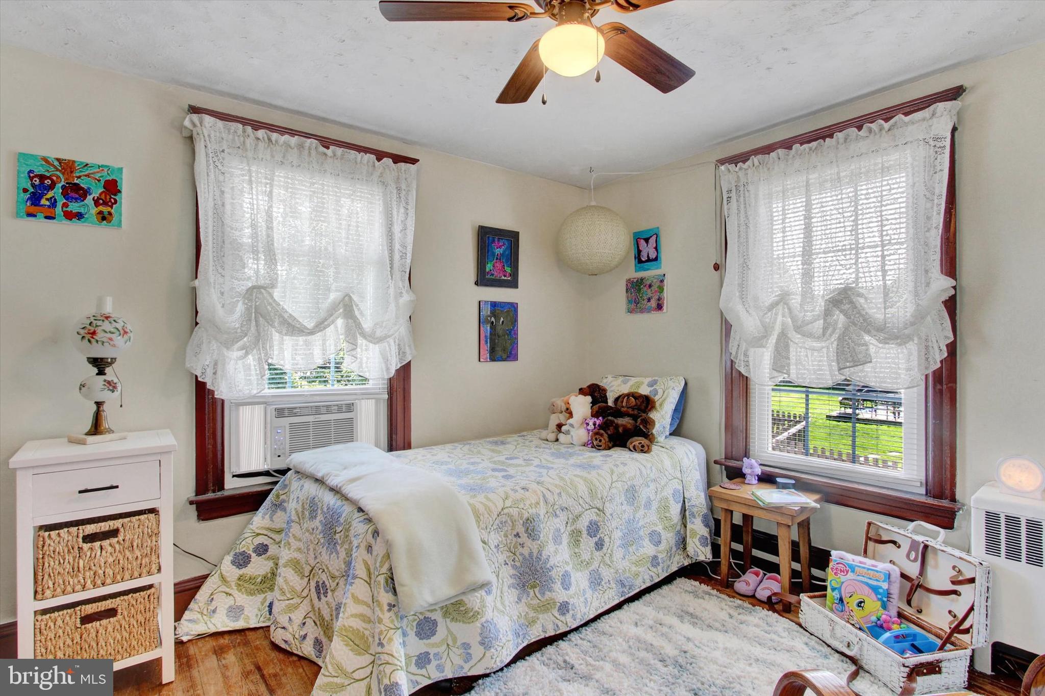 PLEASANT HILL - Residential