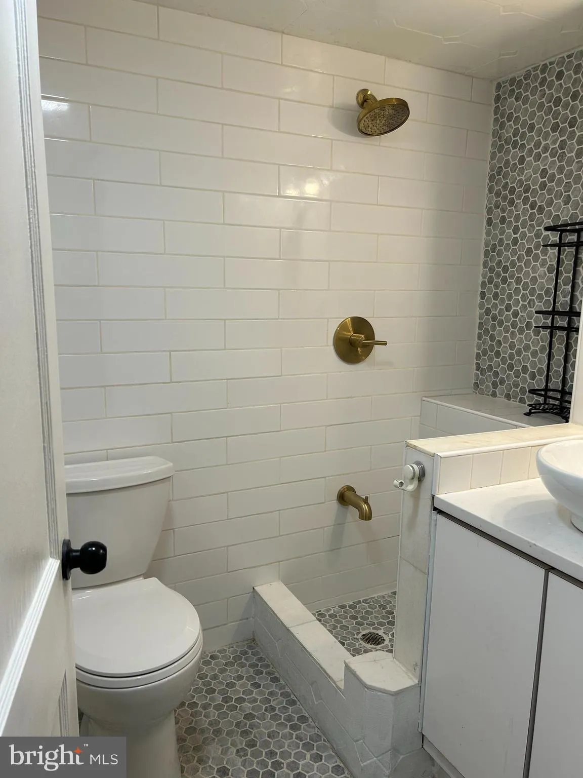 Cherry Hill, New Jersey 08003, United States, 4 Bedrooms Bedrooms, ,3 BathroomsBathrooms,Residential,Active,242309