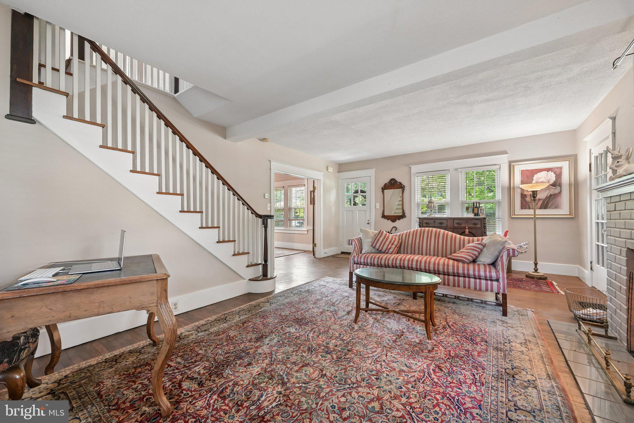 121 VILLANOVA ROAD
