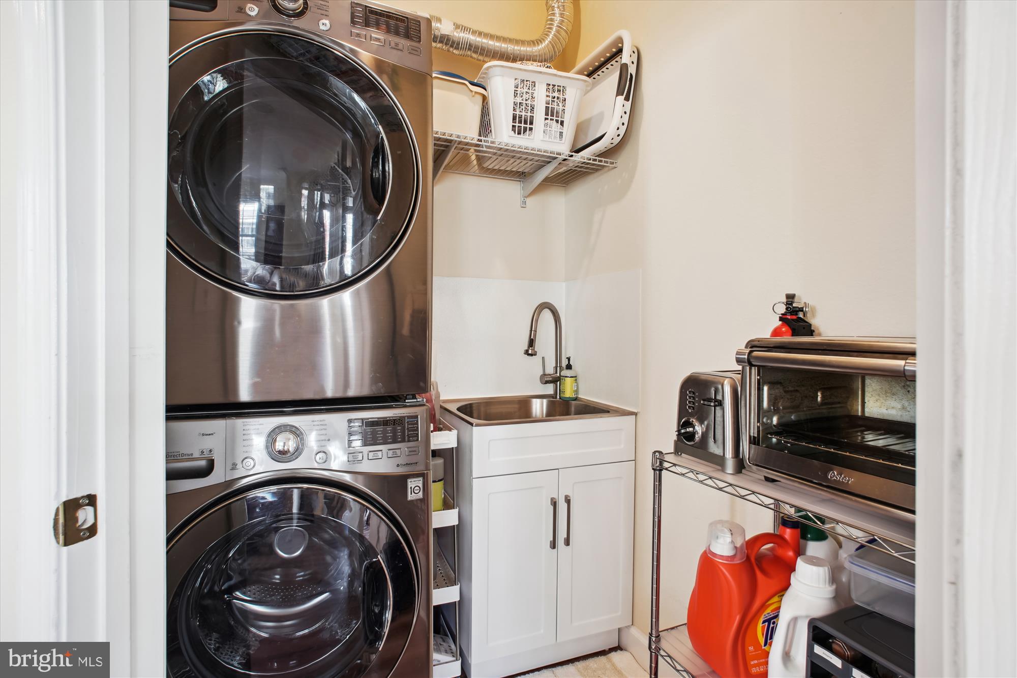 FOX MILL STATION - Residential