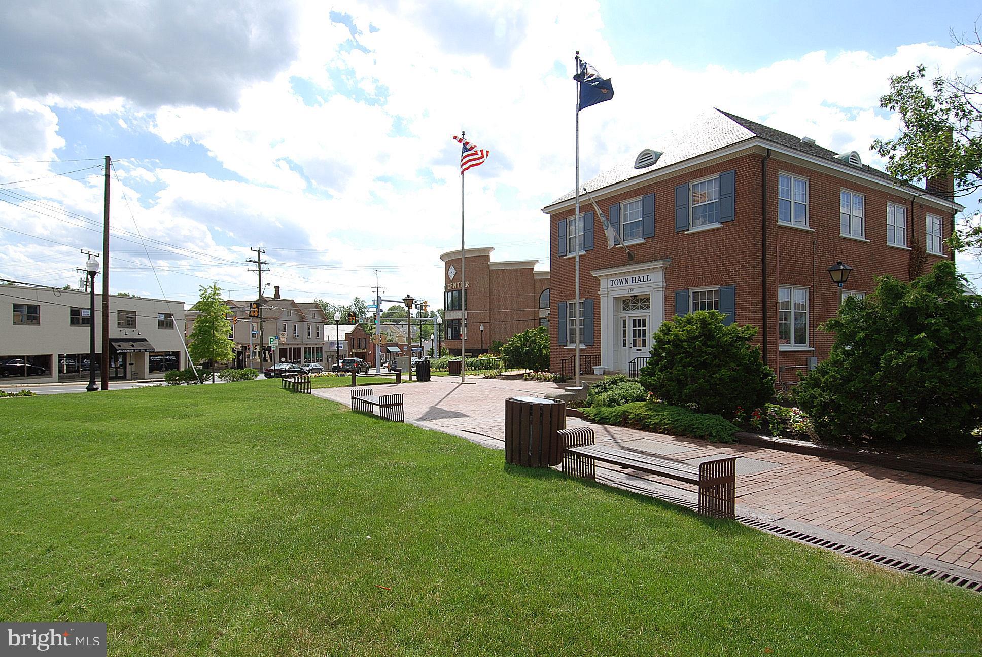 FOX MILL STATION - Residential