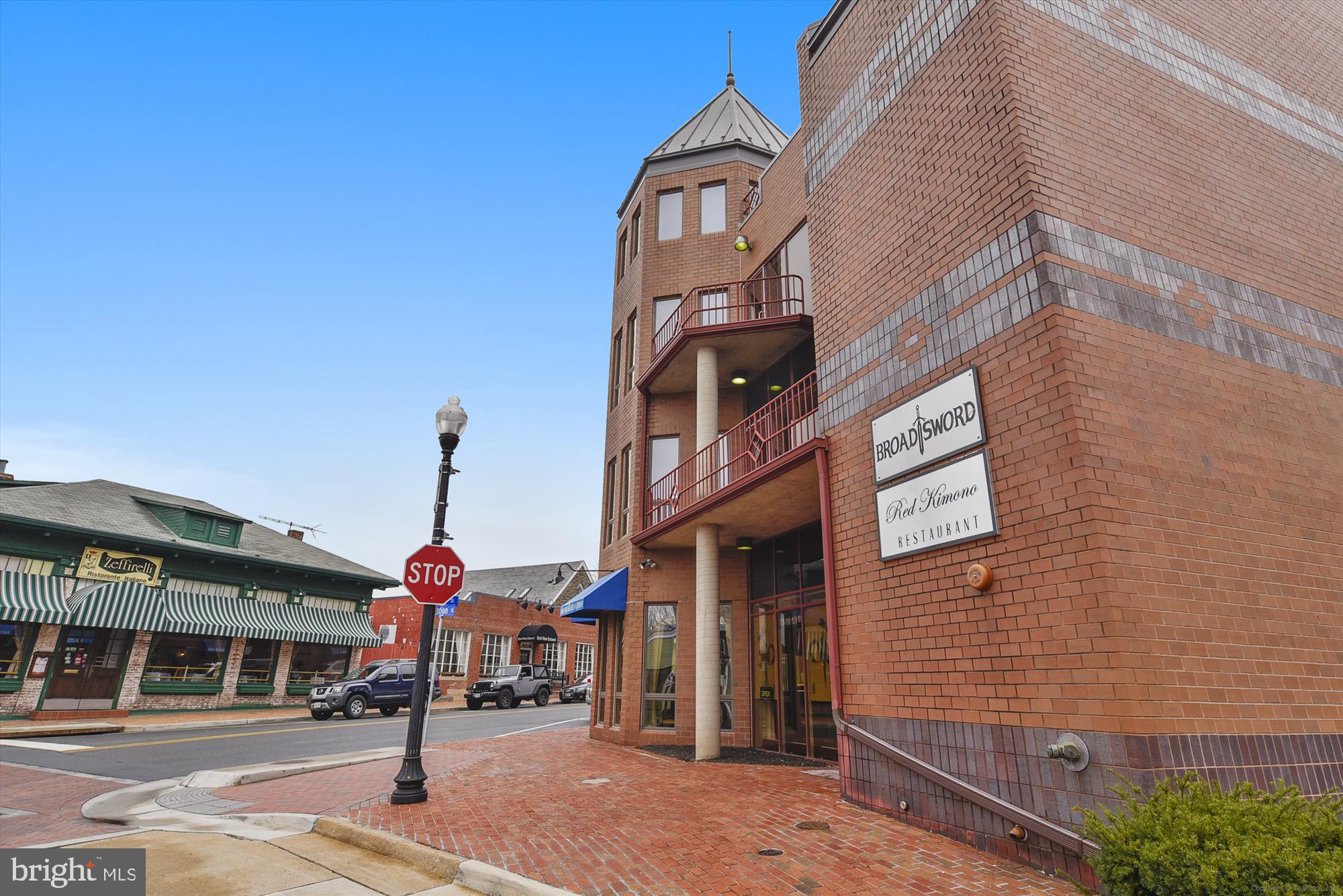 FOX MILL STATION - Residential