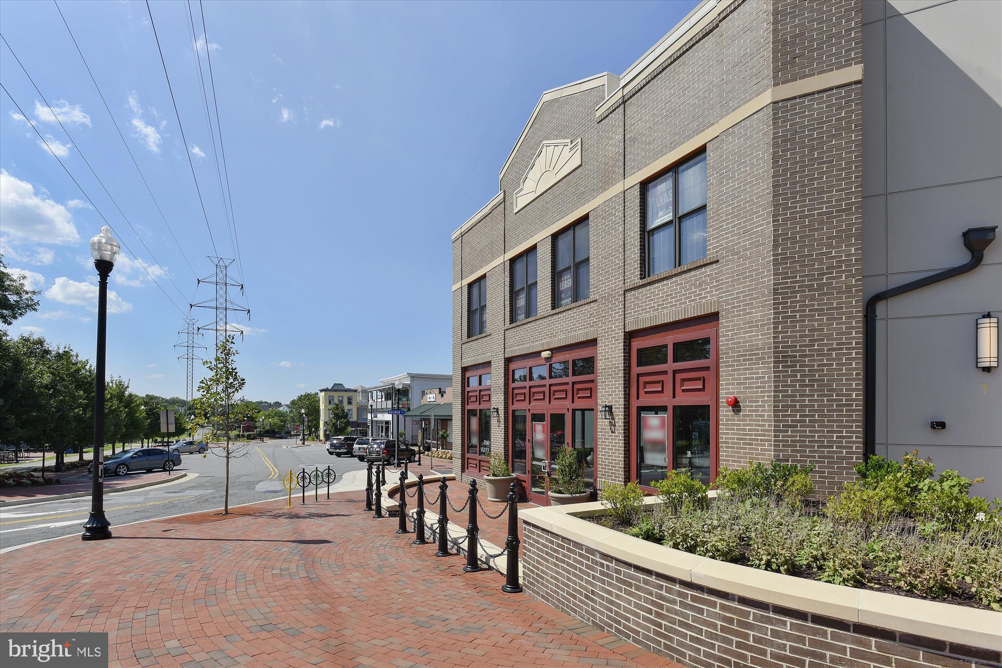 FOX MILL STATION - Residential